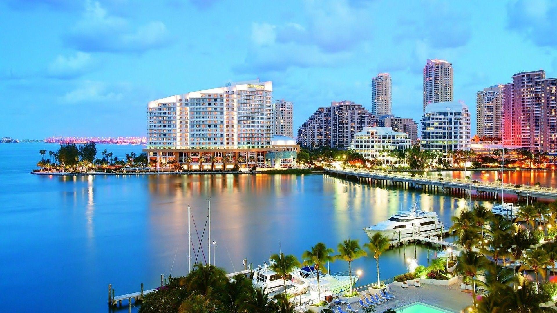 Miami Desktop Wallpaper background picture