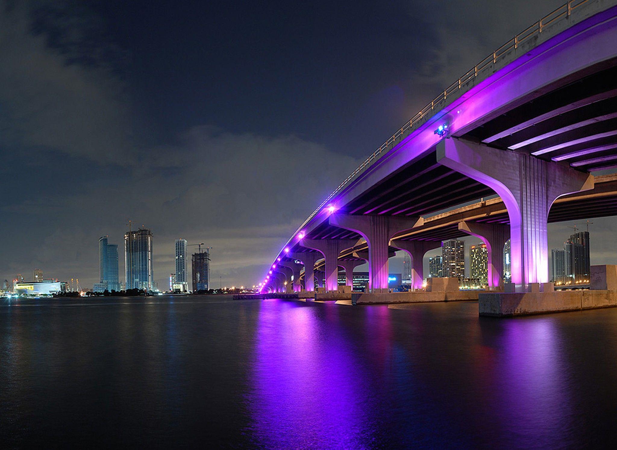 Nighttime Miami Fl Skyline Wallpaper