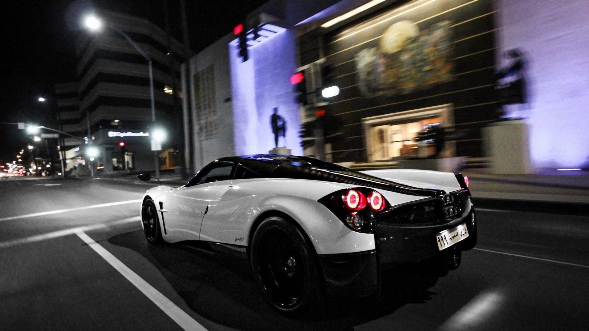 Ultra HD Pagani Huayra BC Wallpaper