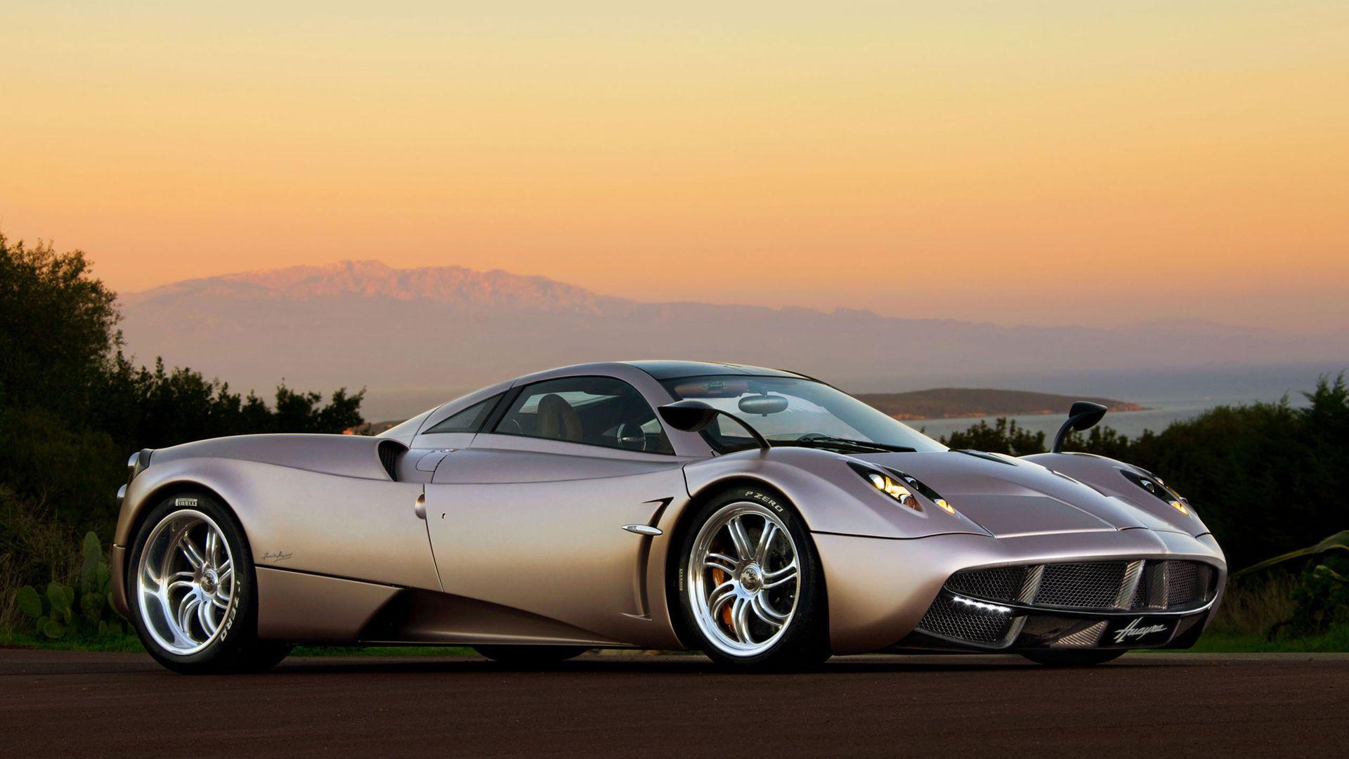 Pagani Huayra Wallpaper