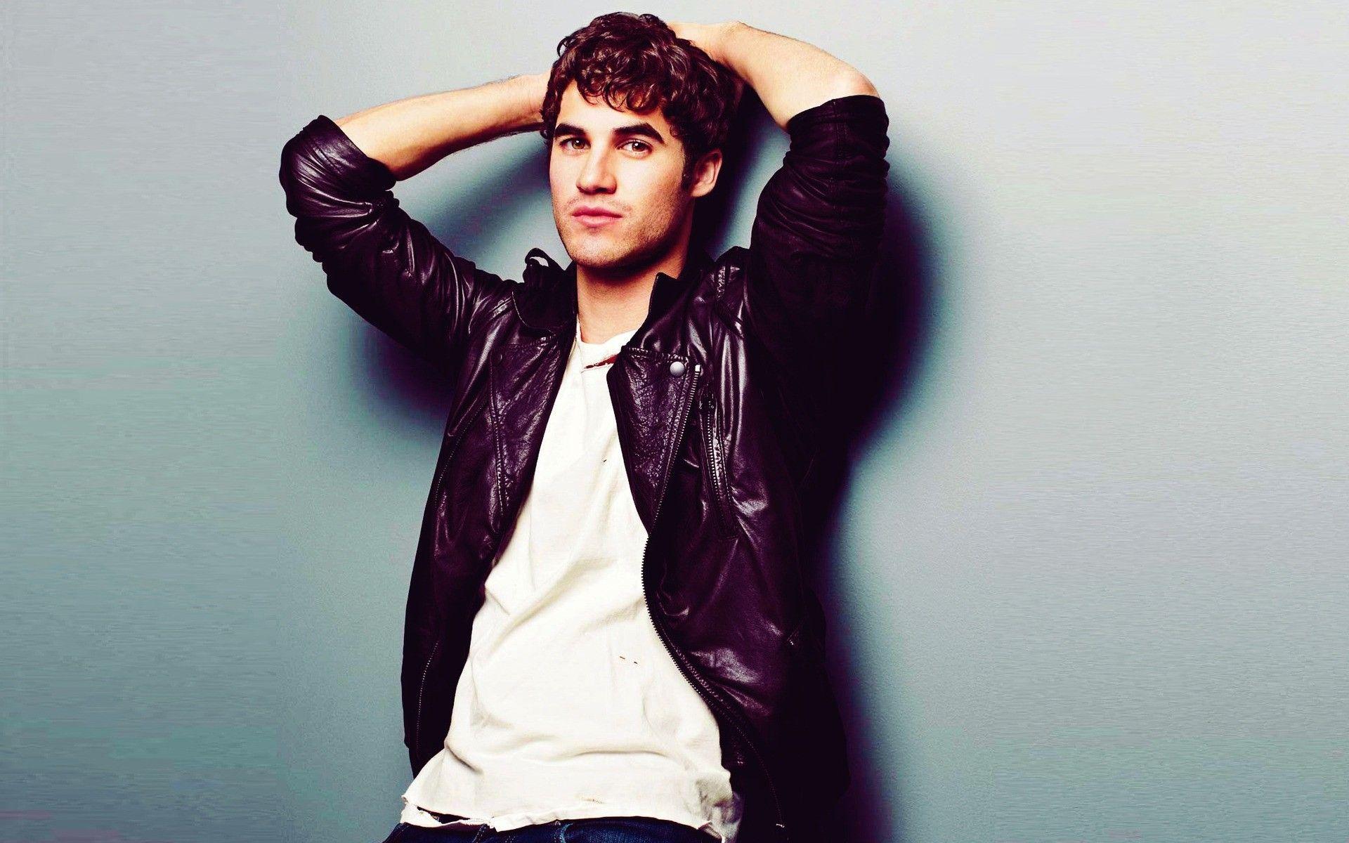 Darren Criss Shooting. Android wallpaper for free