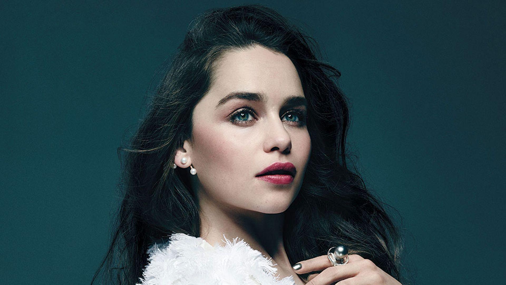 Emilia Clarke Wallpaper