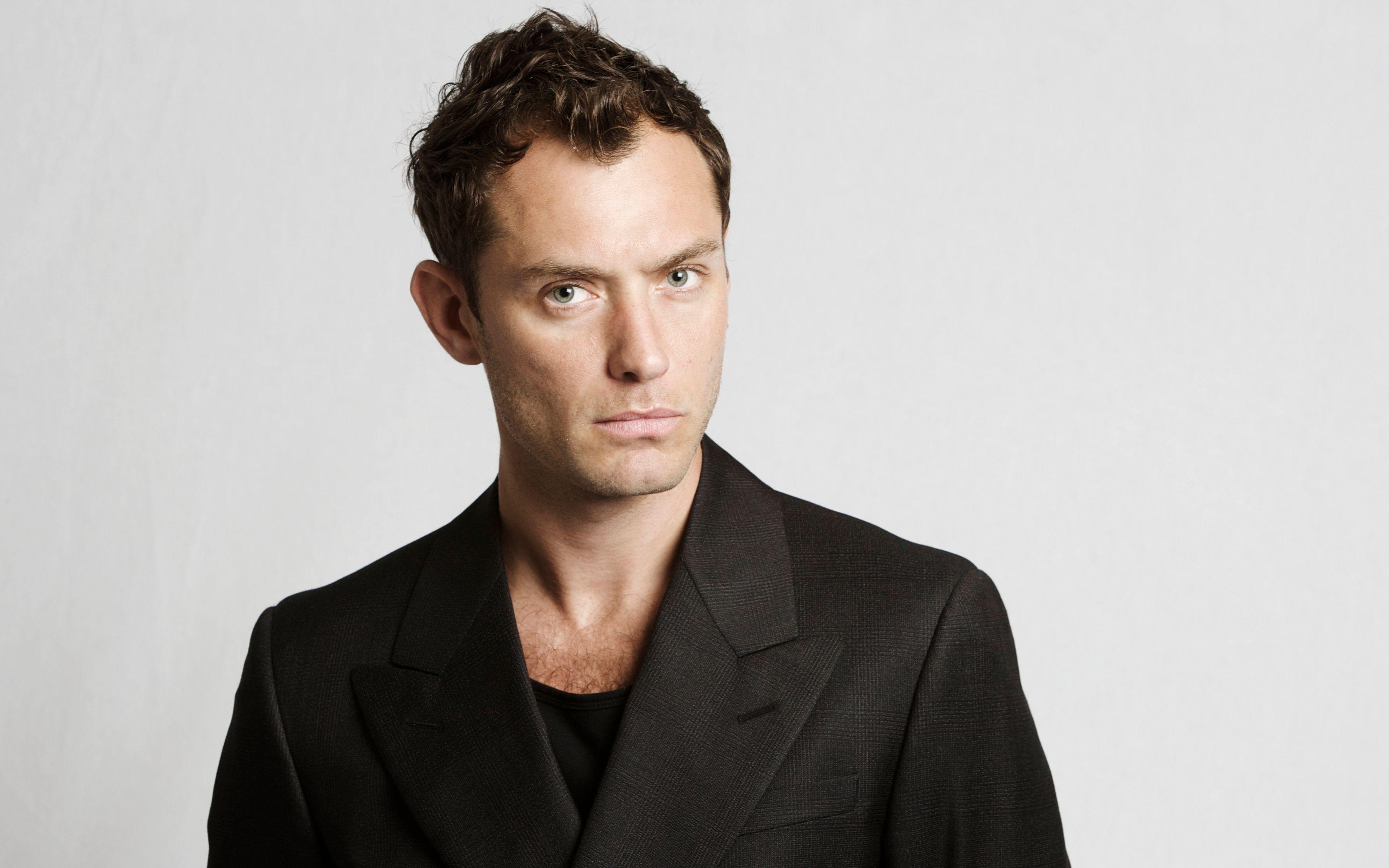 Jude Law Wallpaper Background