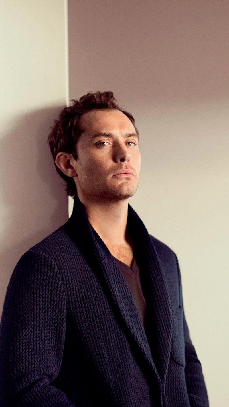 Download wallpaper 800x1420 jude law, photo, actor, celebrity