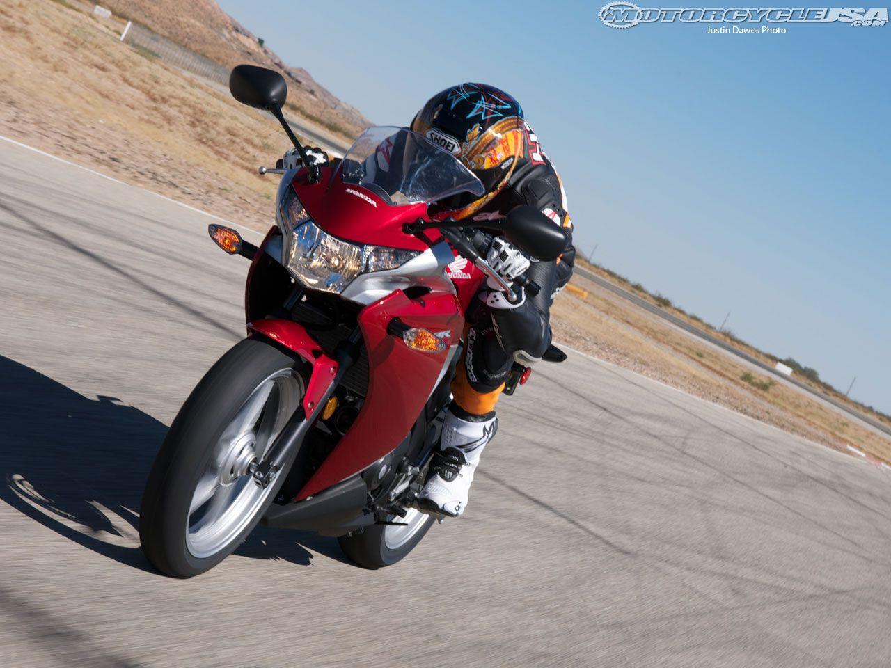 Honda CBR250R Track Comparison Photo