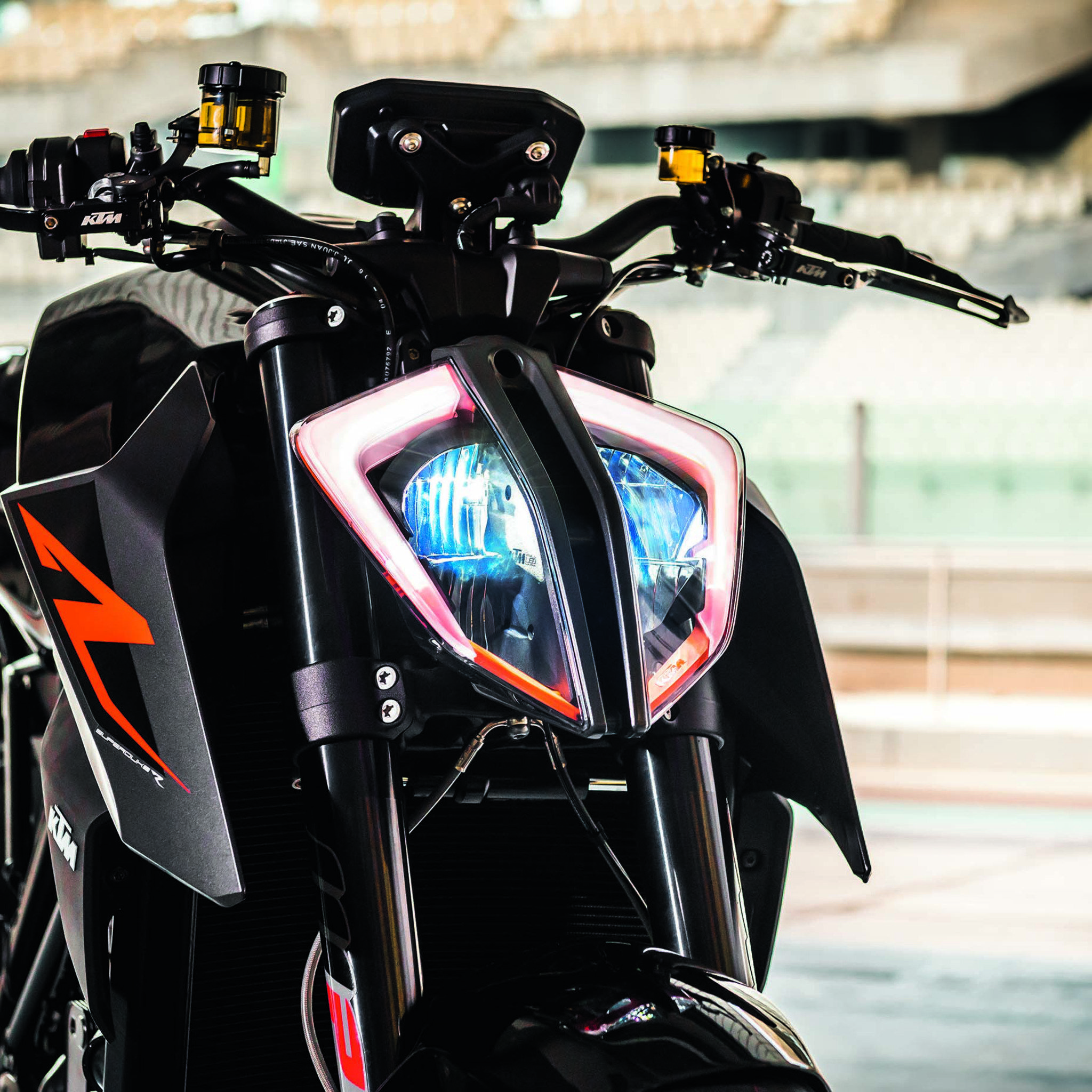KTM 1290 Super Duke Front View iPad Air HD 4k Wallpaper