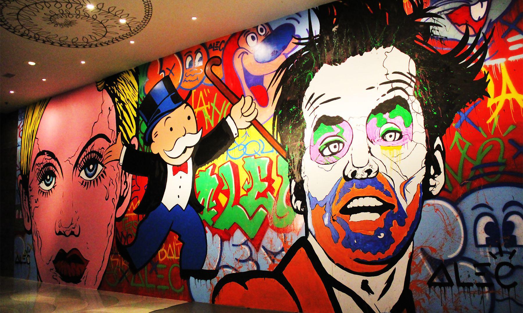 W HOTEL BALI: New York graffiti artist, Alec Monopoly does bespoke