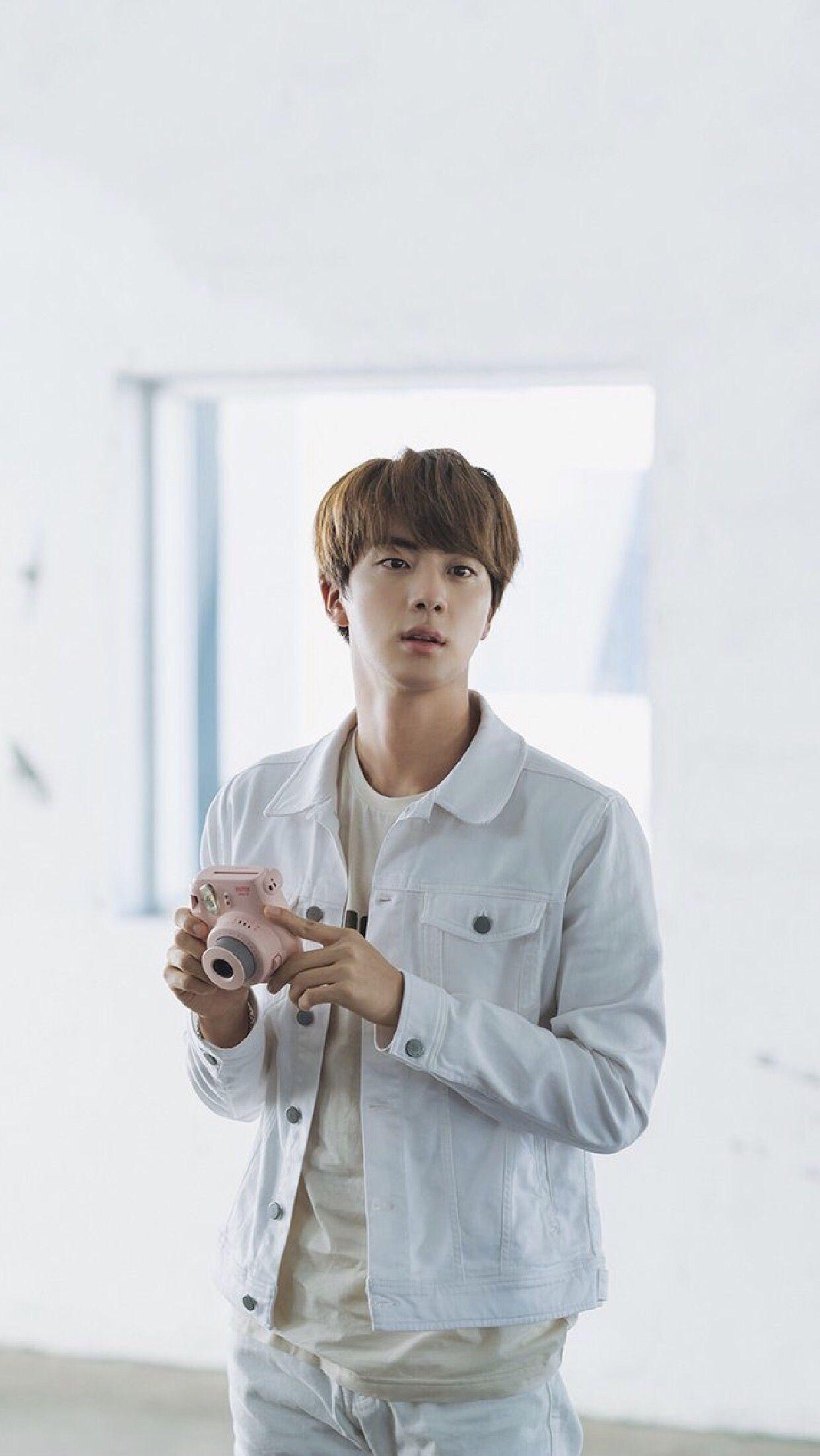 BTS Puma Wallpaper. #방탄소년단. #KimSeokjin #Jin #김석진 #진