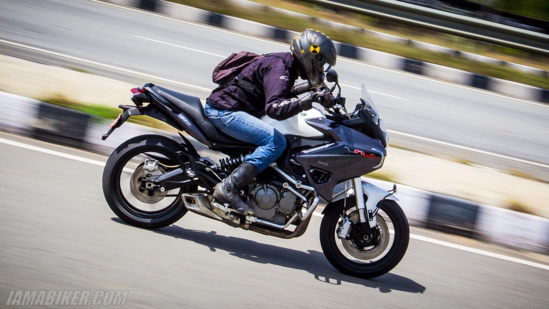 DSK Benelli TNT 600 GT