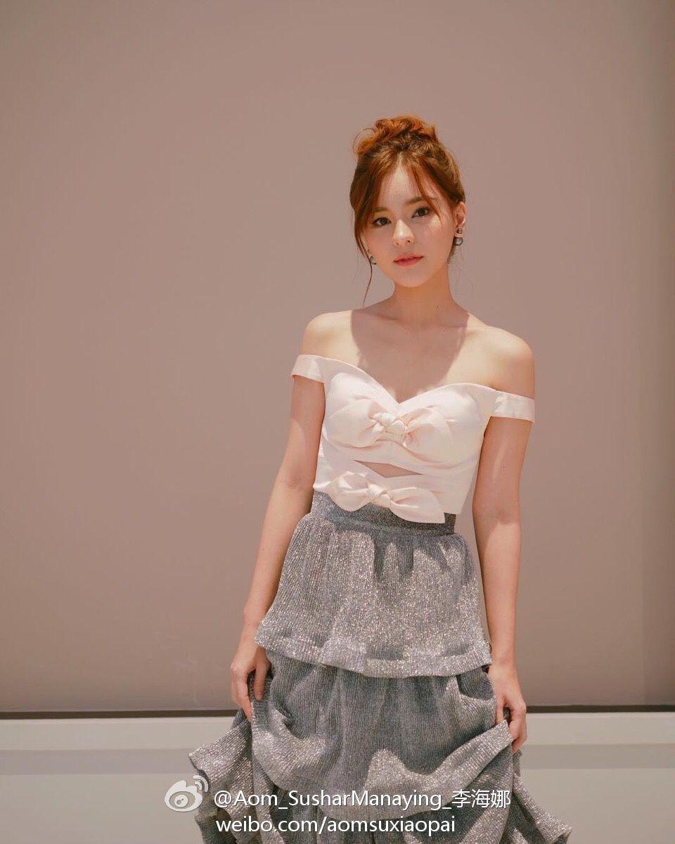 Aom Sushar Manaying With Charming Dress #off The Shoulder. Aom