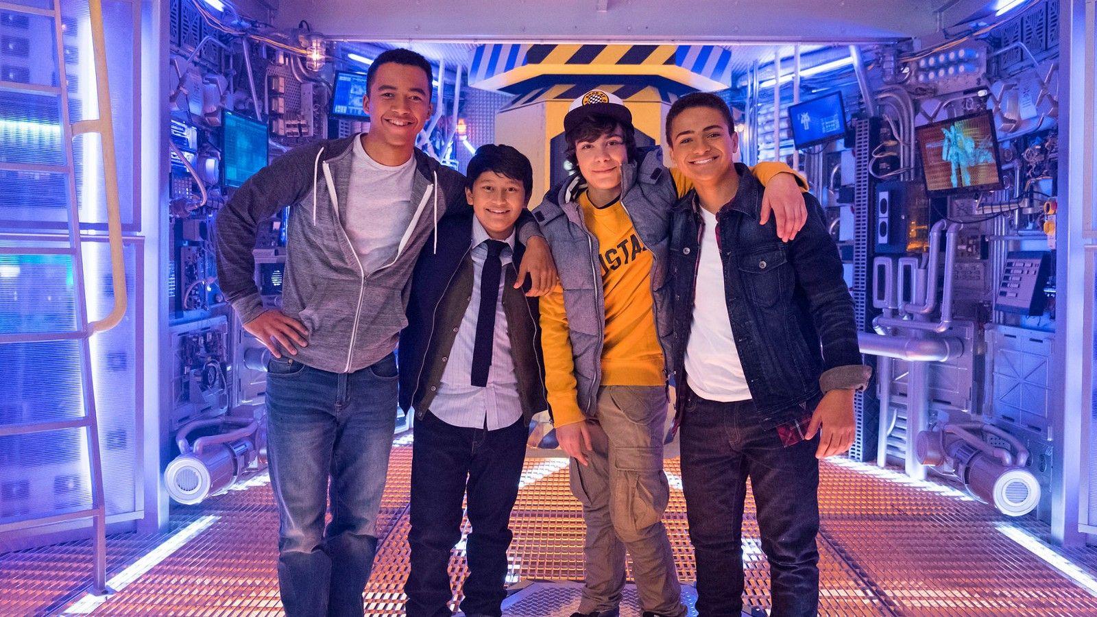 Watch MECH X4 [S02E17] Season 2 Episode 17 “Versus The Betrayal” Online