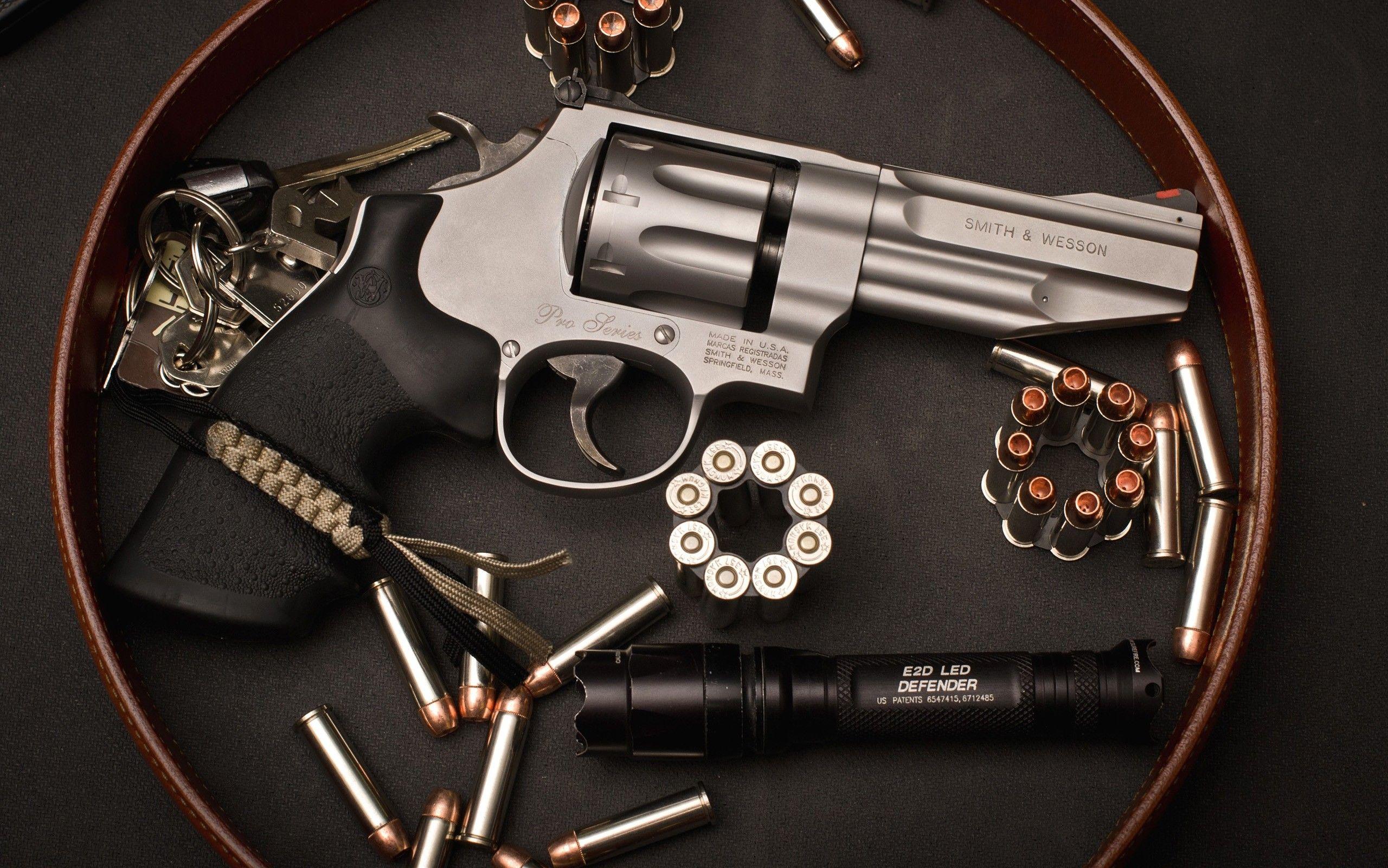 Smith & Wesson Revolver HD Wallpaper. Background Imagex1600