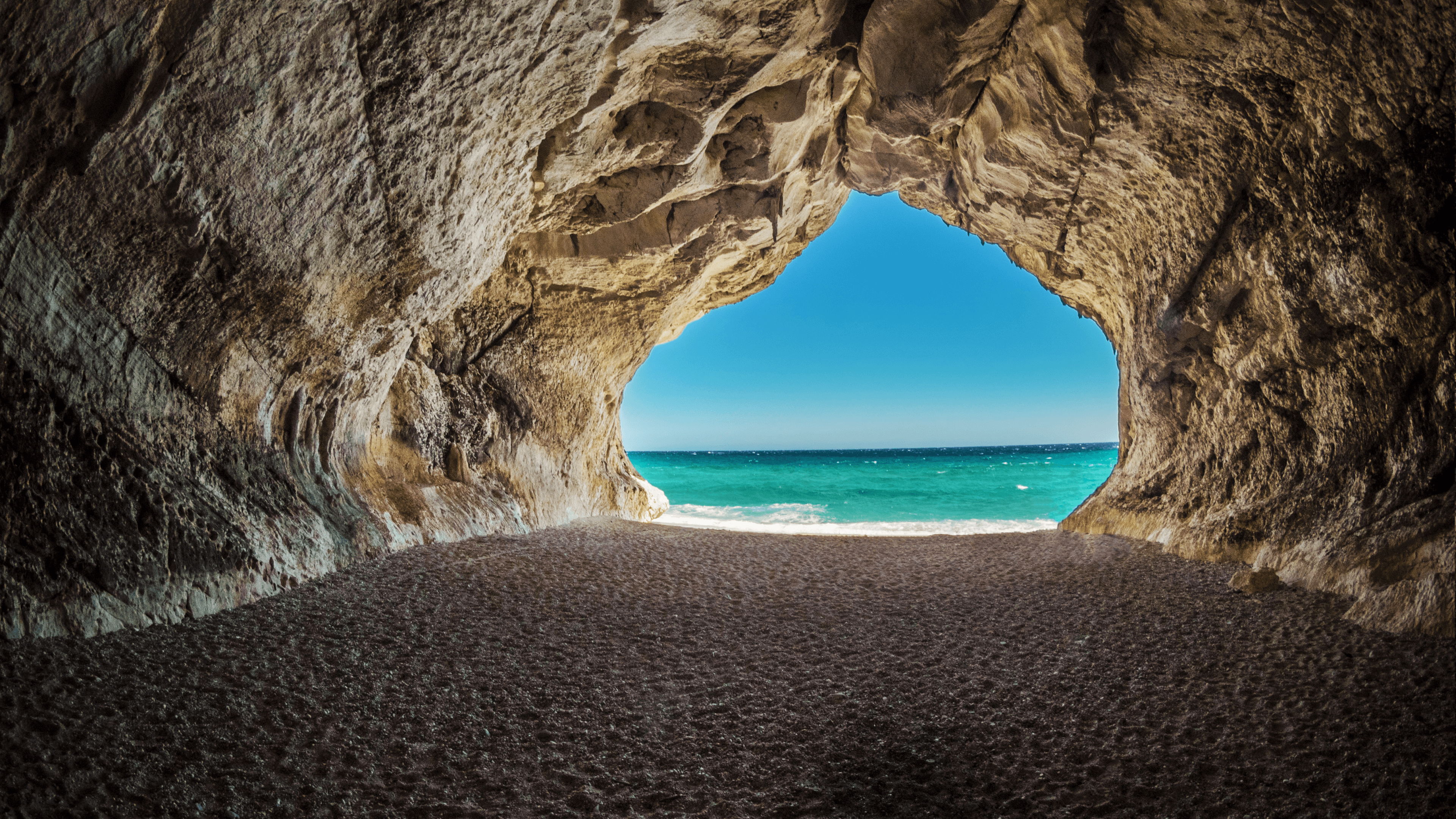 Download Free HD Italian Sea Cave Desktop Wallpaper In 4K .0261