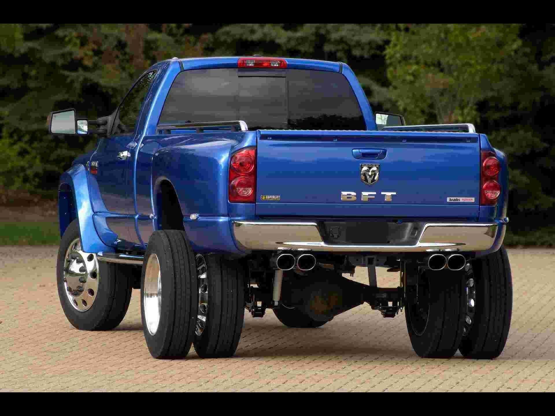 Lifted Trucks Wallpaper background picture