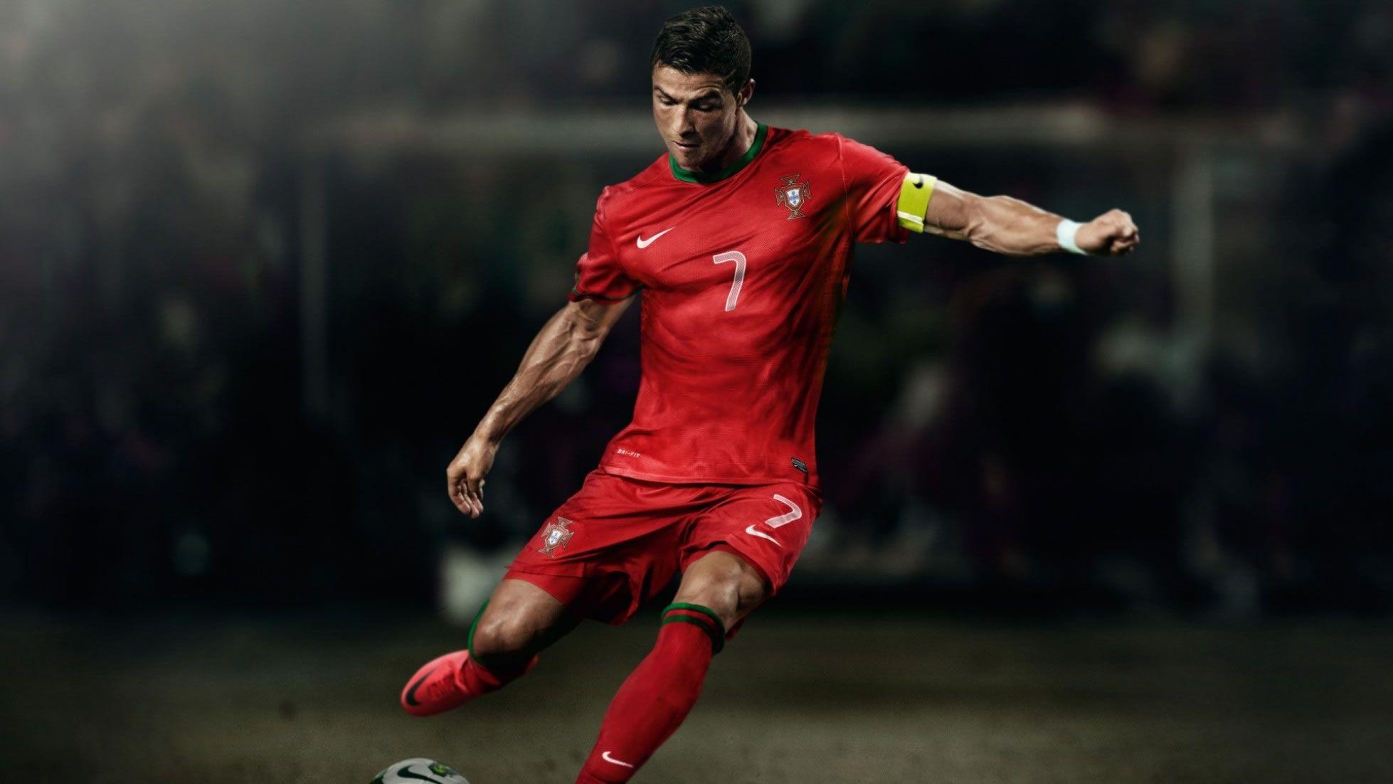 Cristiano Ronaldo Portugal free kick wallpaper Ronaldo