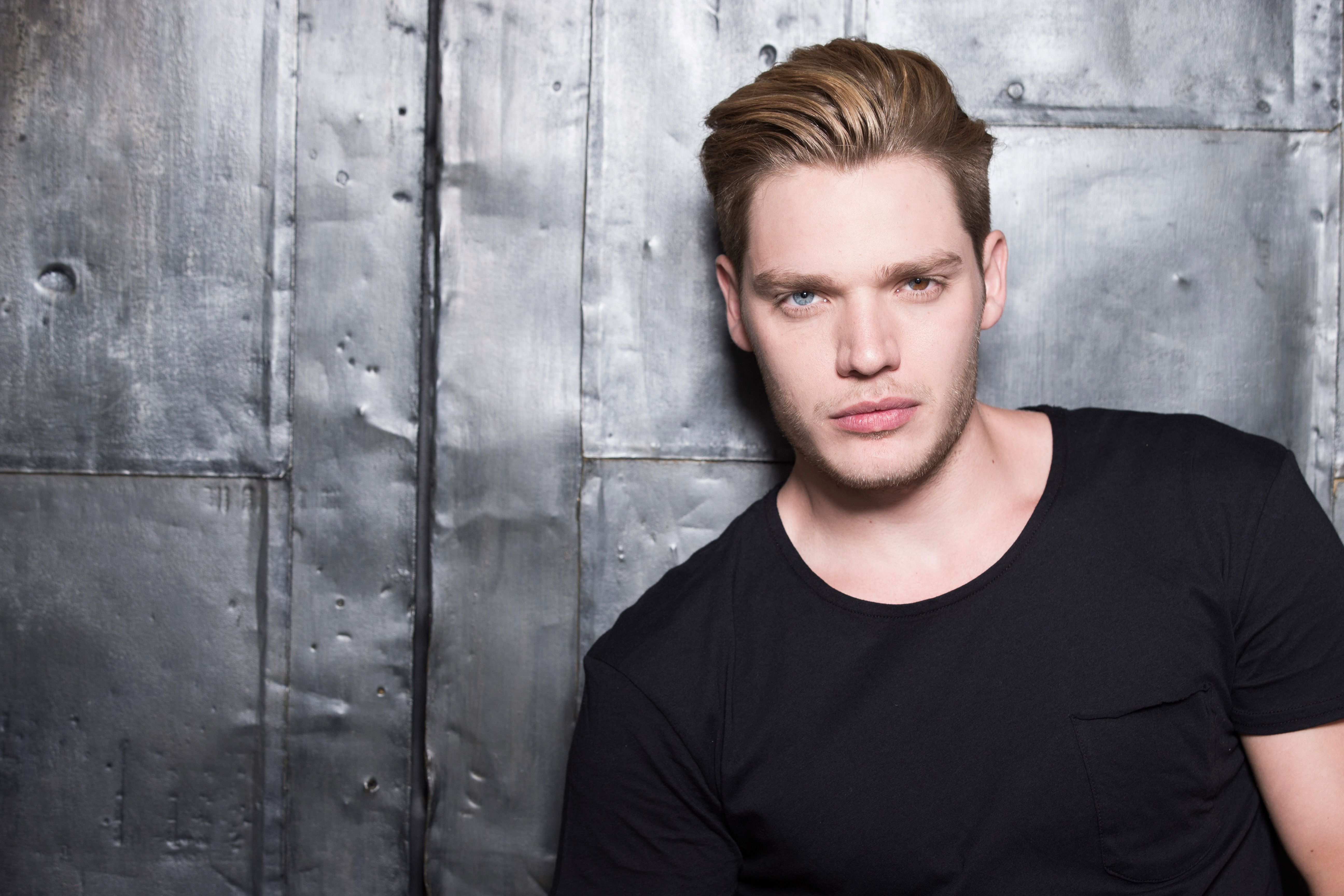Shadowhunters: Dominic Sherwood On Playing A Jace The 'Mind Blowing