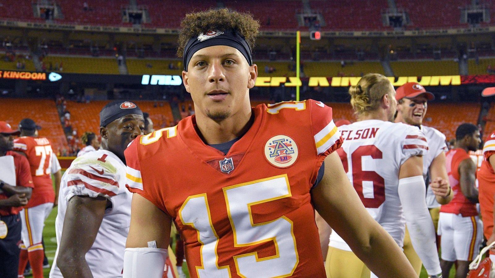 Chiefs GM on Patrick Mahomes: Not even close to Alex Smith