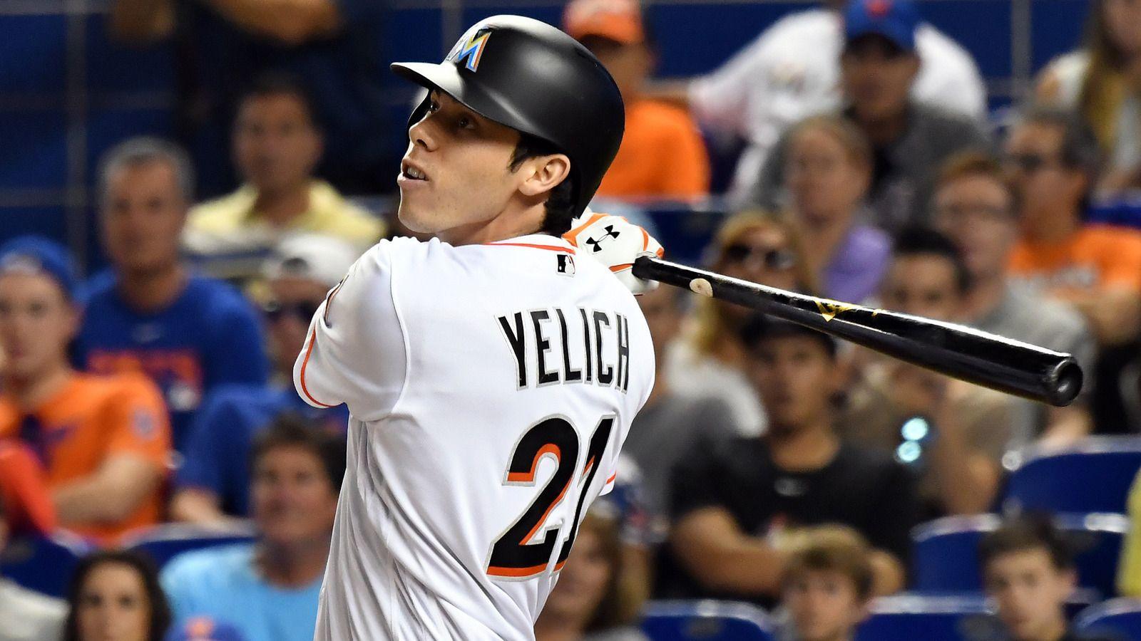 WATCH: Marlins' Christian Yelich makes amazing catch, crashes face