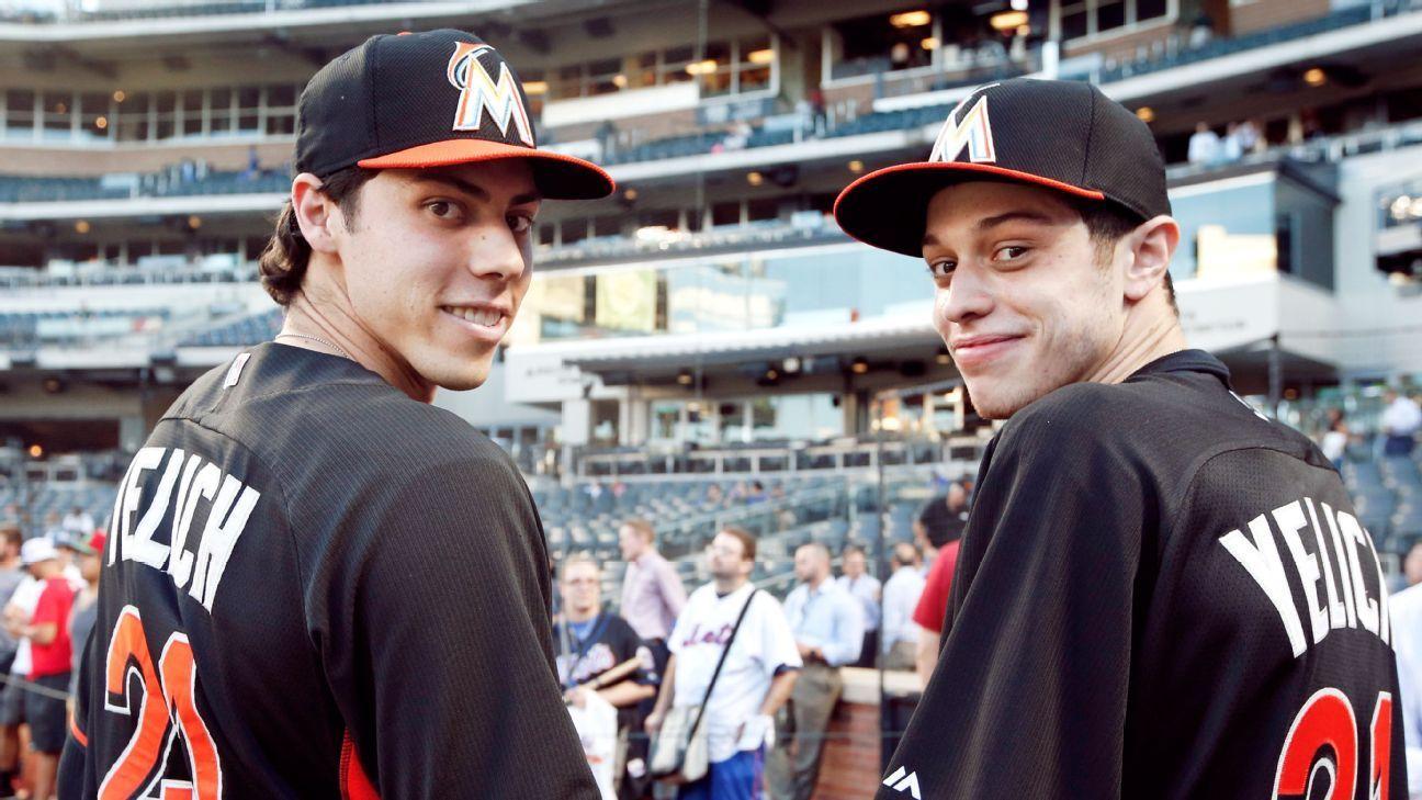 Miami Marlins surprise Christian Yelich with lookalike from 'SNL'