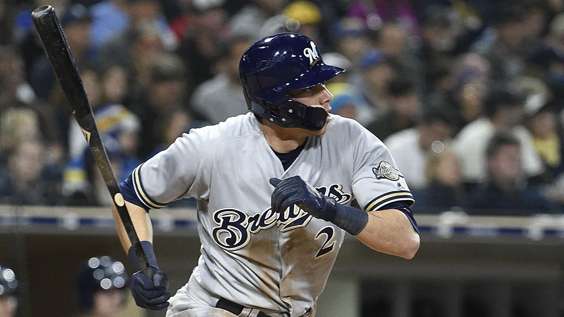 Brewers outfielder Yelich leaves game with lower back tightness.