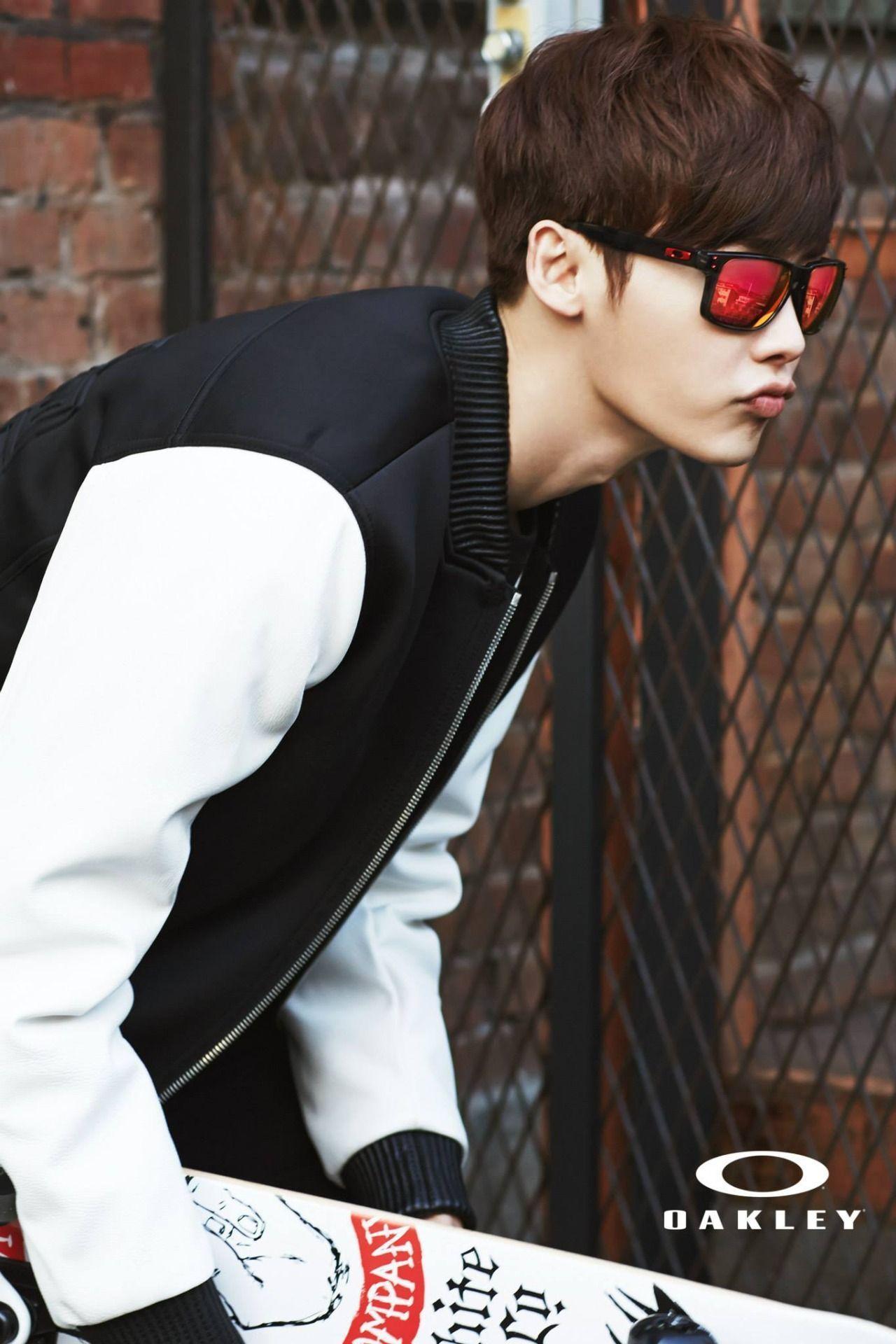 Lee Jong Suk W iPhone Wallpaper Unique Lee Jong Suk Oakley 2014 Lee