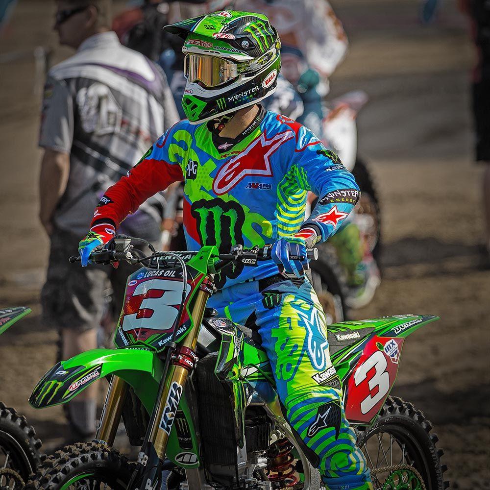 Twotime Supercross Champion Finally Wins Opening Round  Supercross Live