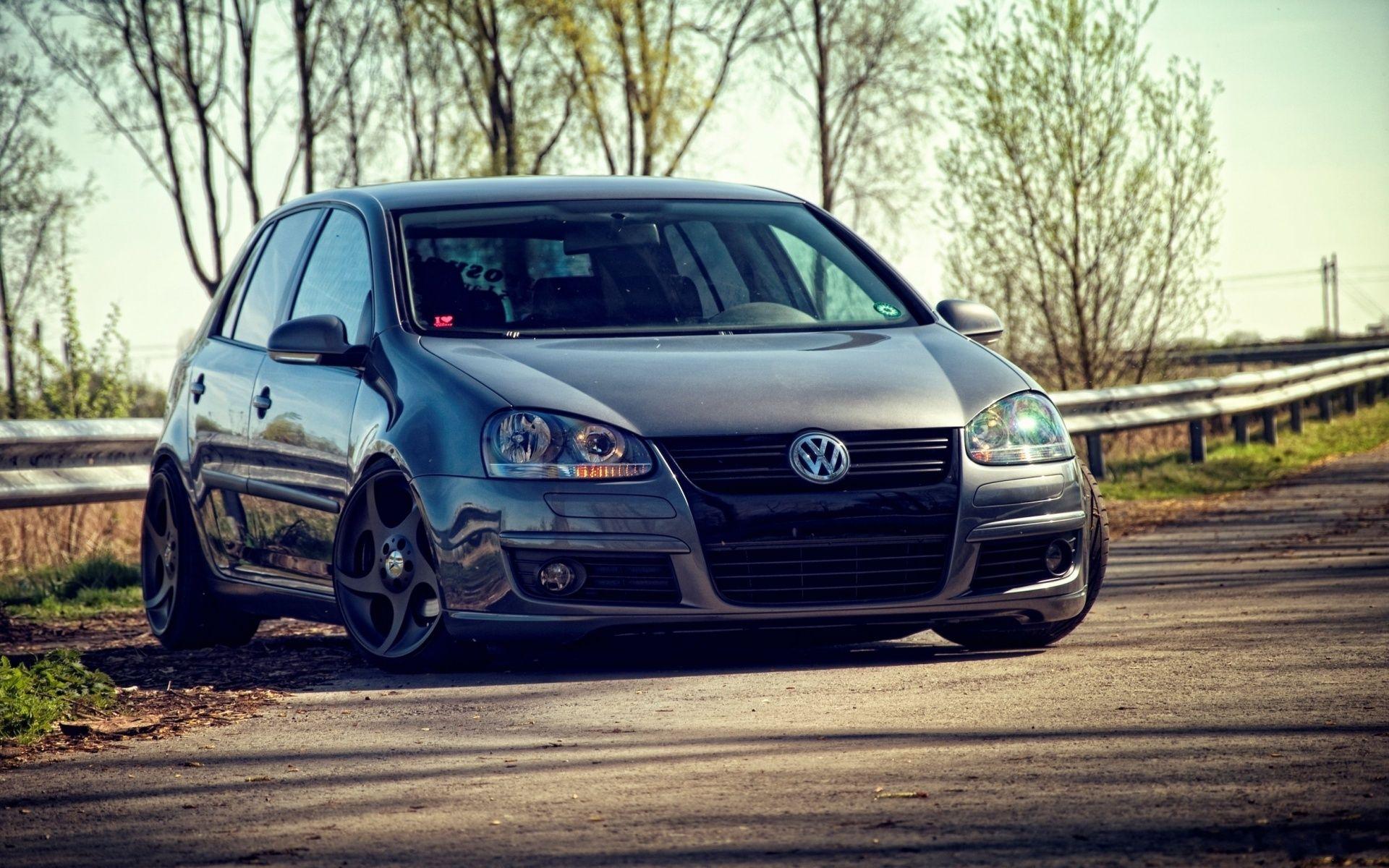 Volkswagen Golf V Wallpaper