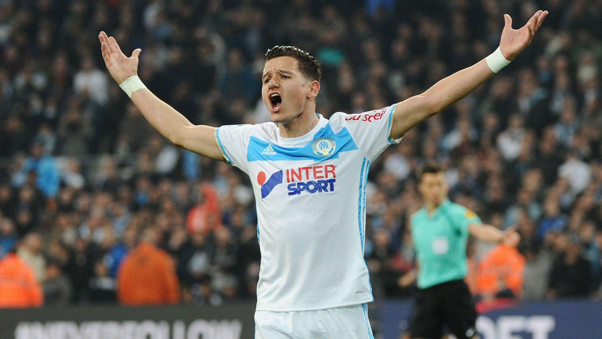 VIDEO: Newcastle flop Thauvin hits a screamer into the lower corner