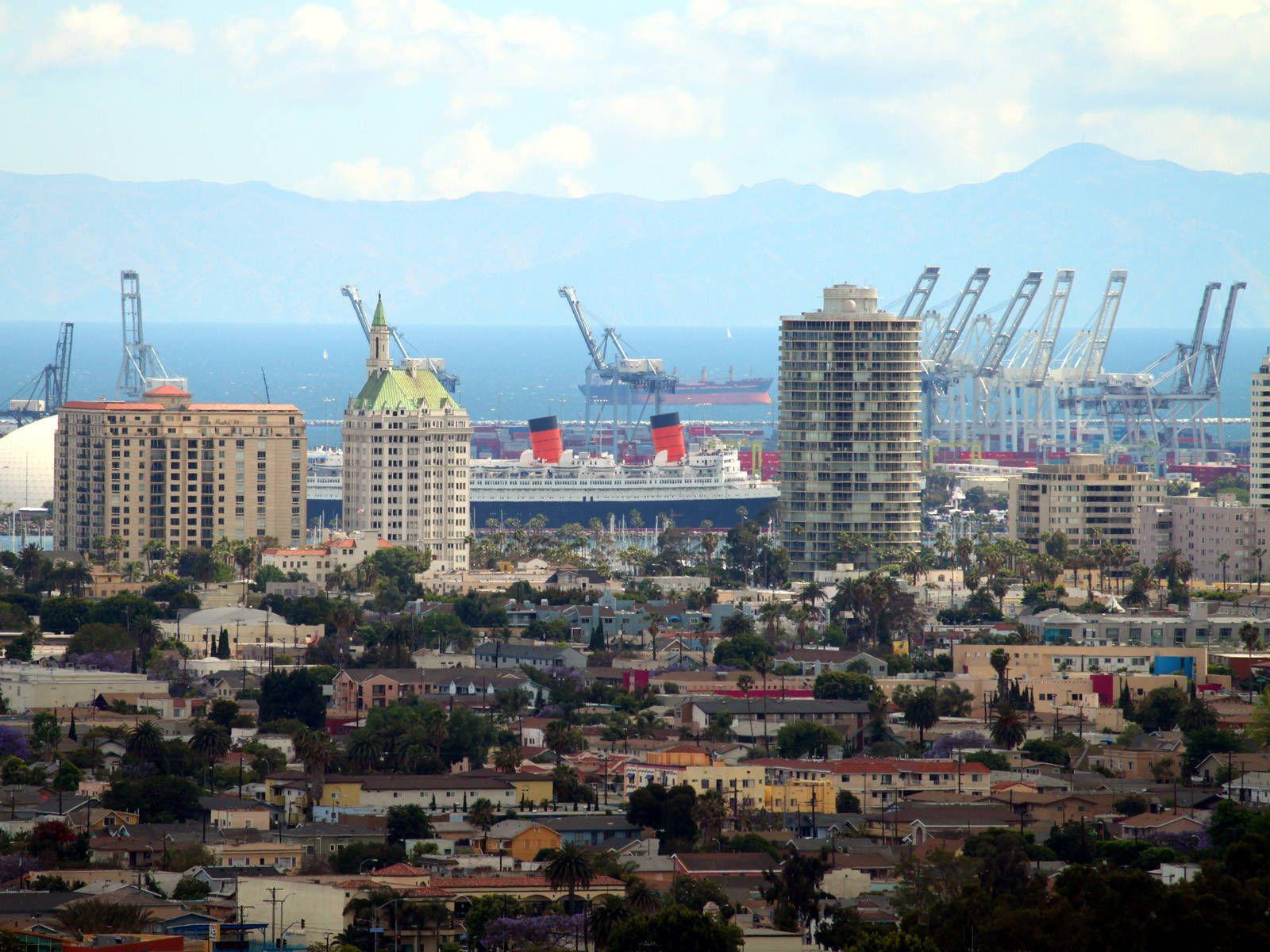 Long Beach CA city view wallpaper