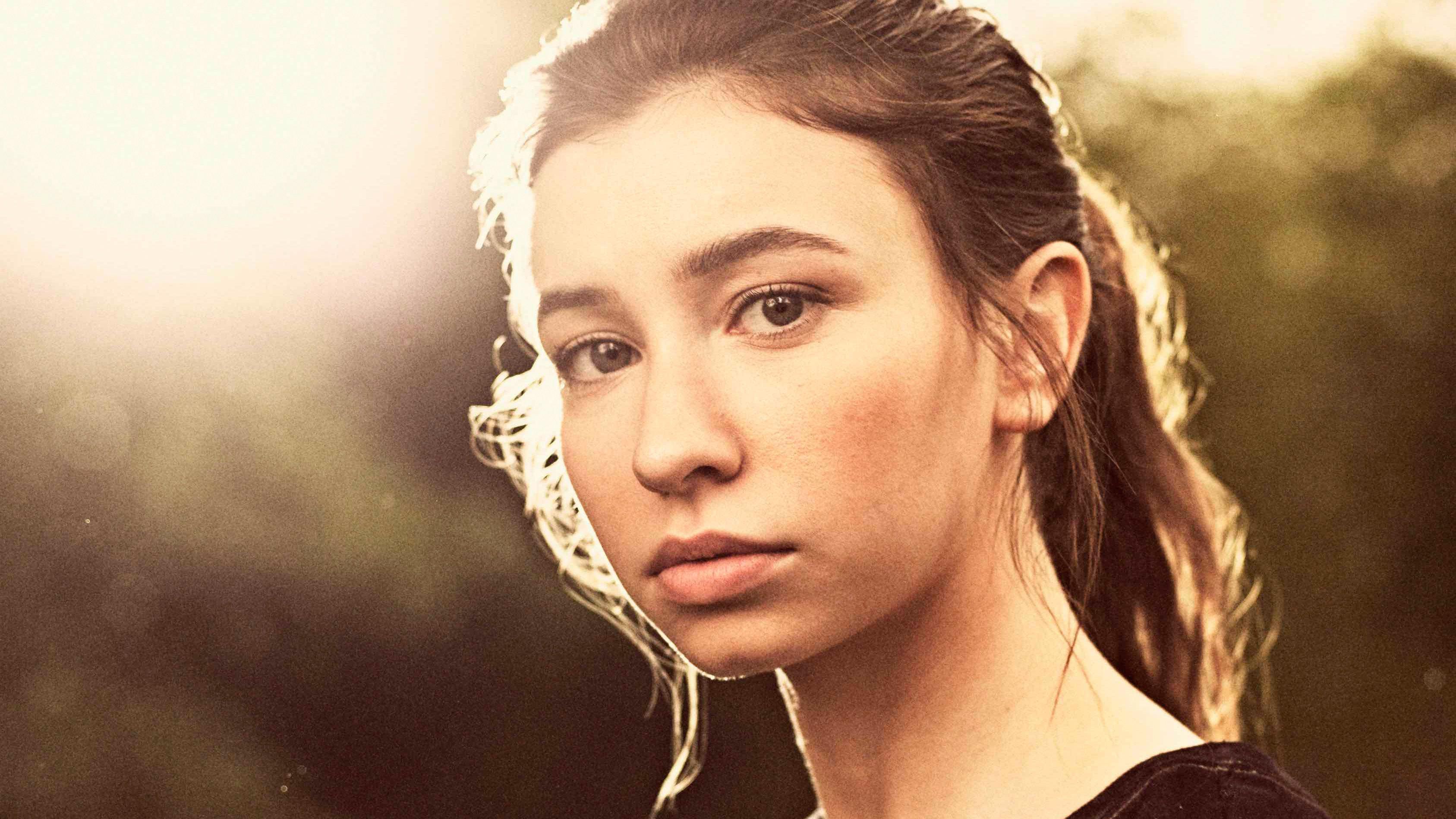 Enid in The Walking Dead Season 9 Wallpaper