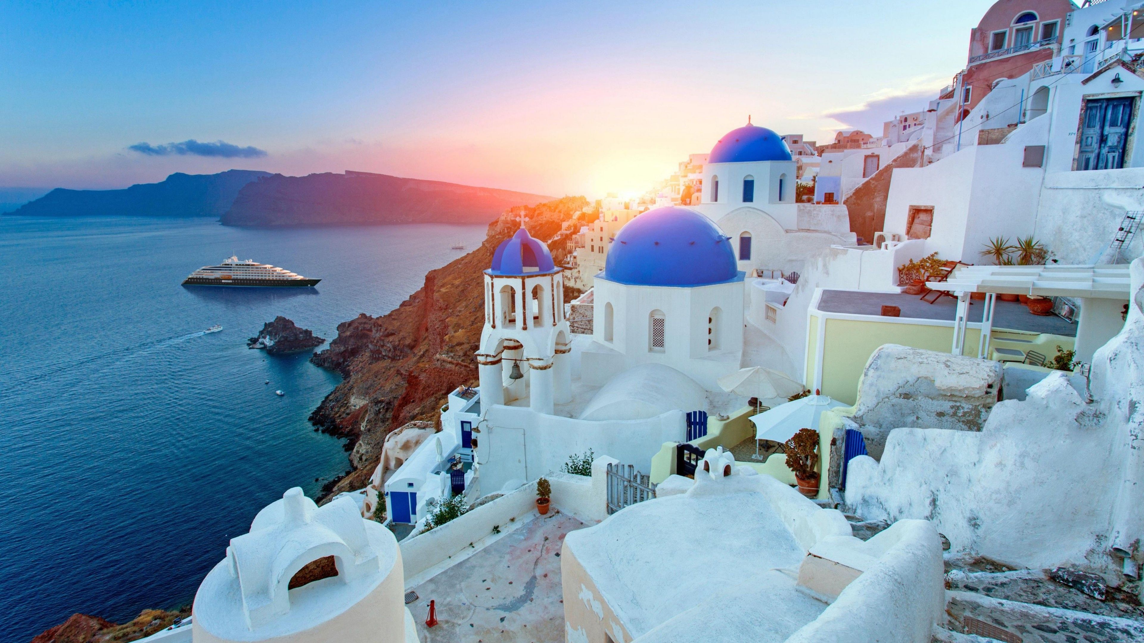 Oía, Santorini Wallpaper. Wallpaper Studio 10. Tens of thousands
