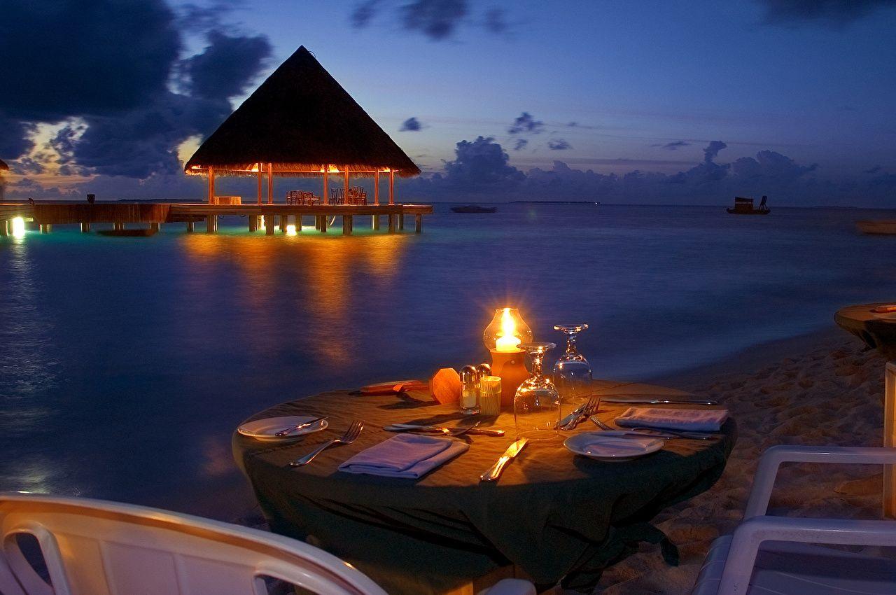 Picture romantic dinner view Beach Sea Night Table