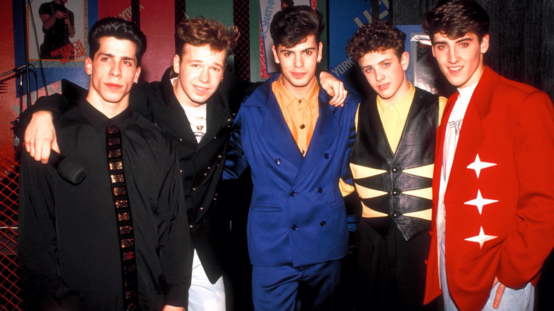 New Kids on the Block share throwback photo of their '80s outfits