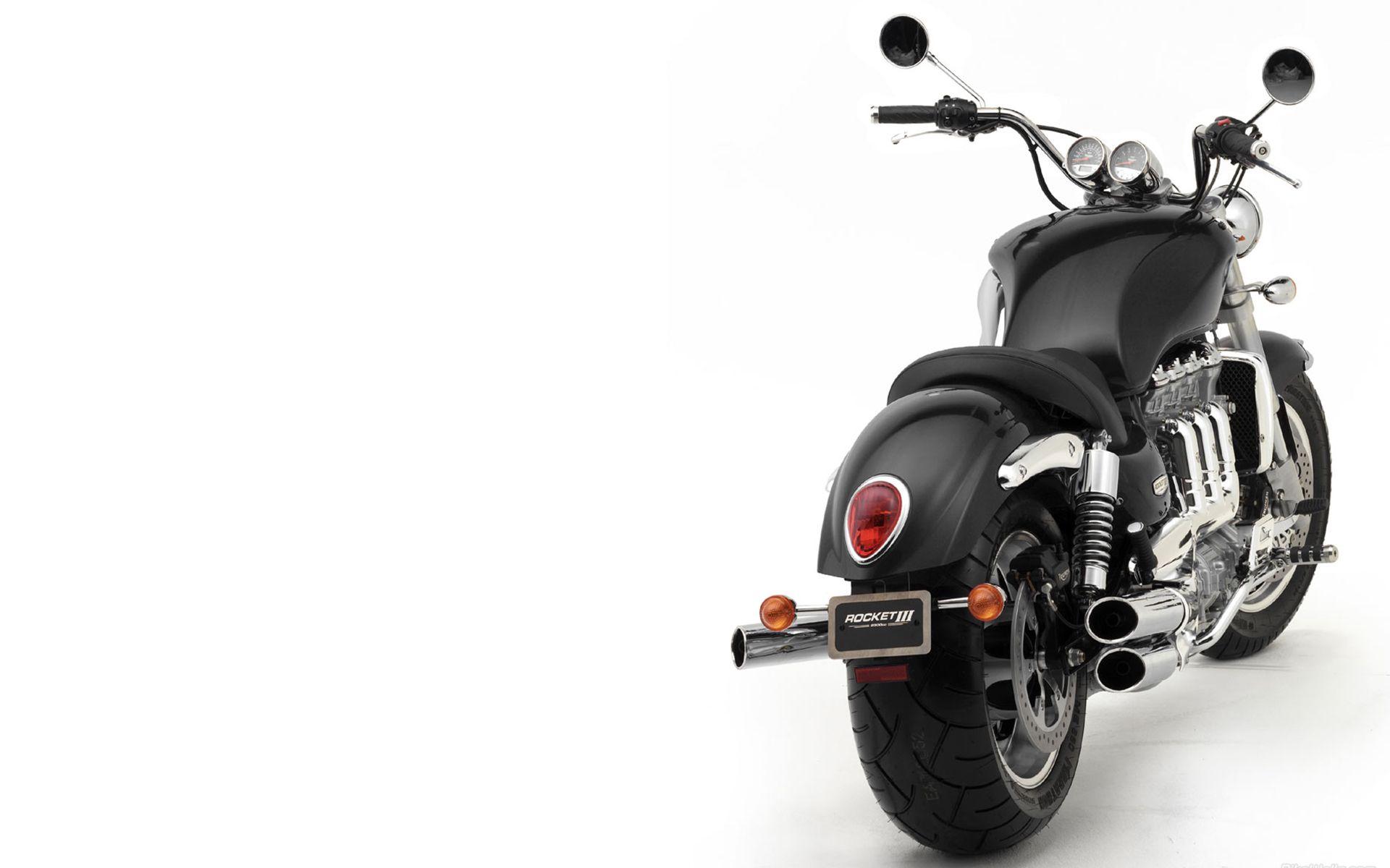 Triumph Rocket III Roadster 2004 2 Wallpaper