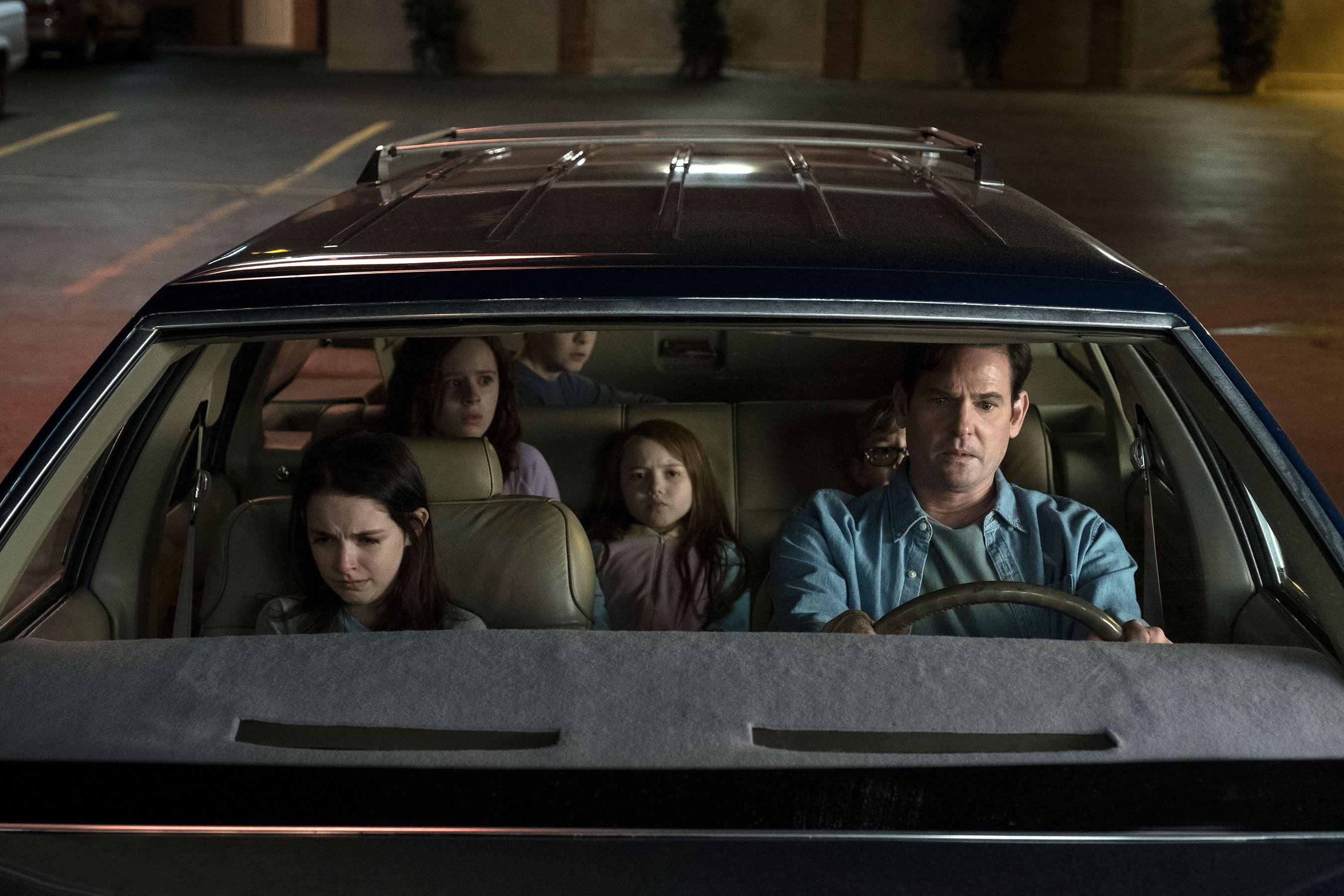 Netflix's The Haunting of Hill House reveals first image, premiere