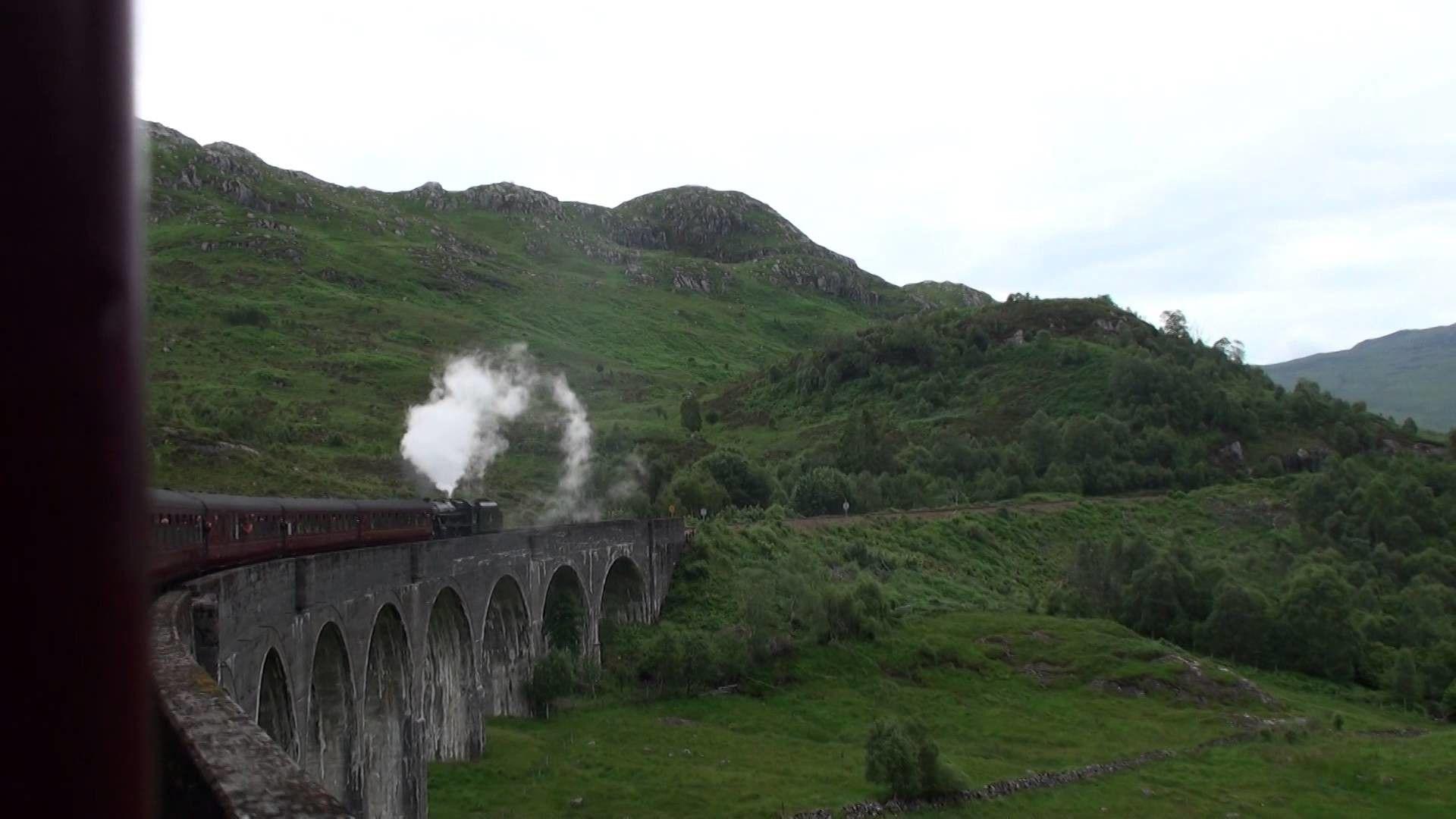 Hogwarts Express Wallpaper