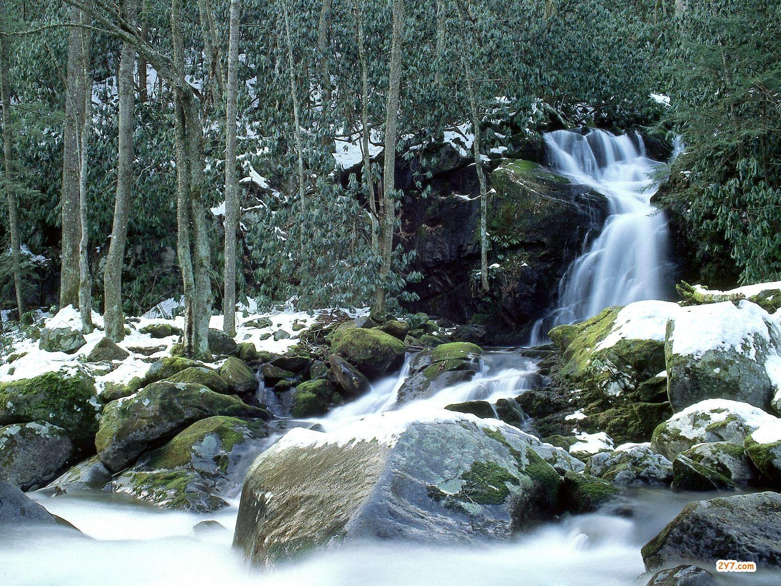 Download Background Creek Falls in Winter, Great Smoky