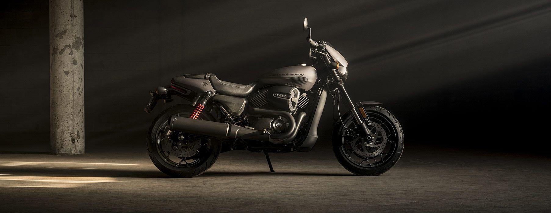 Street Rod™ Motorcycles. Tifton Harley Davidson®