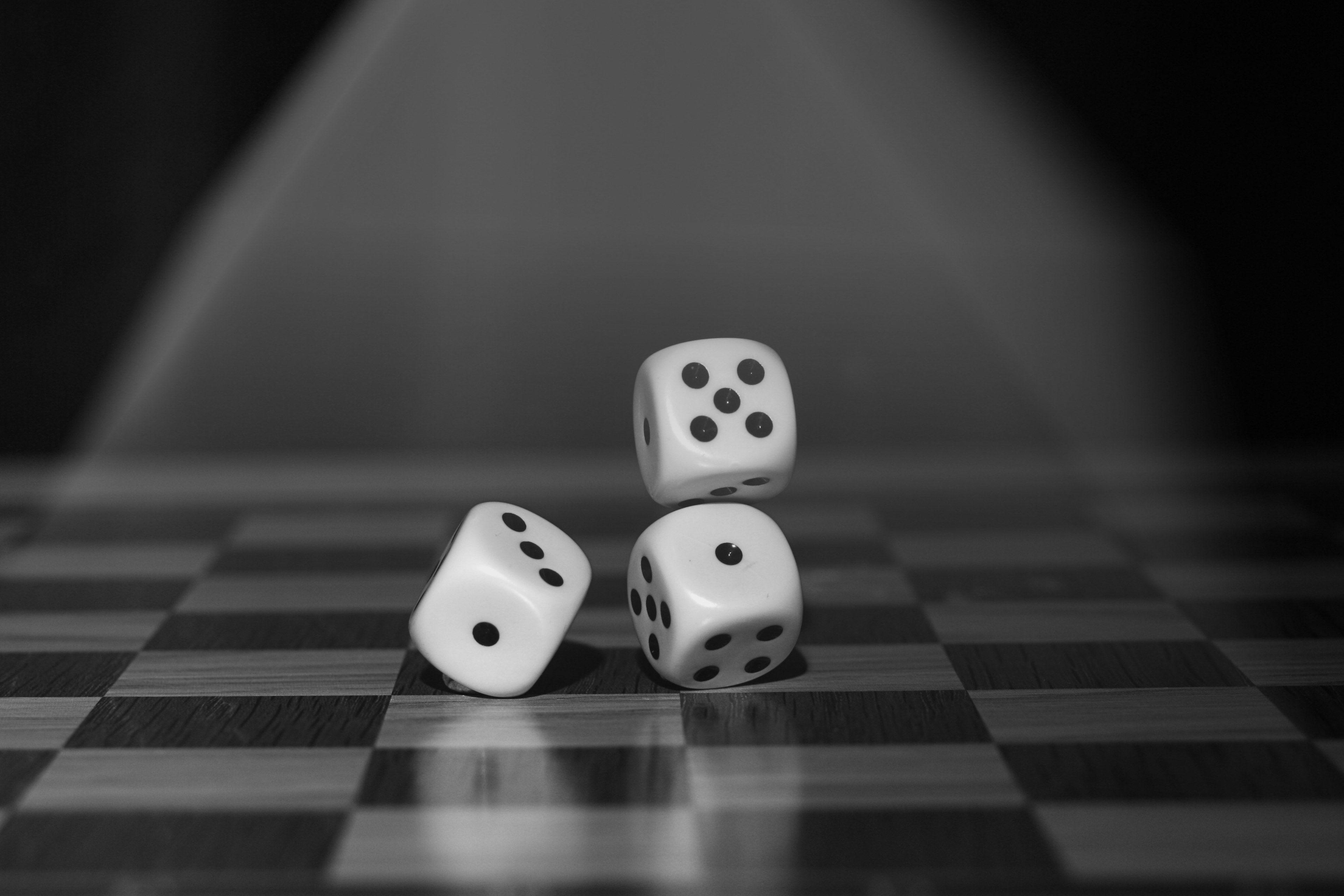 roll the dice #craps #board game #points #random 4k wallpaper