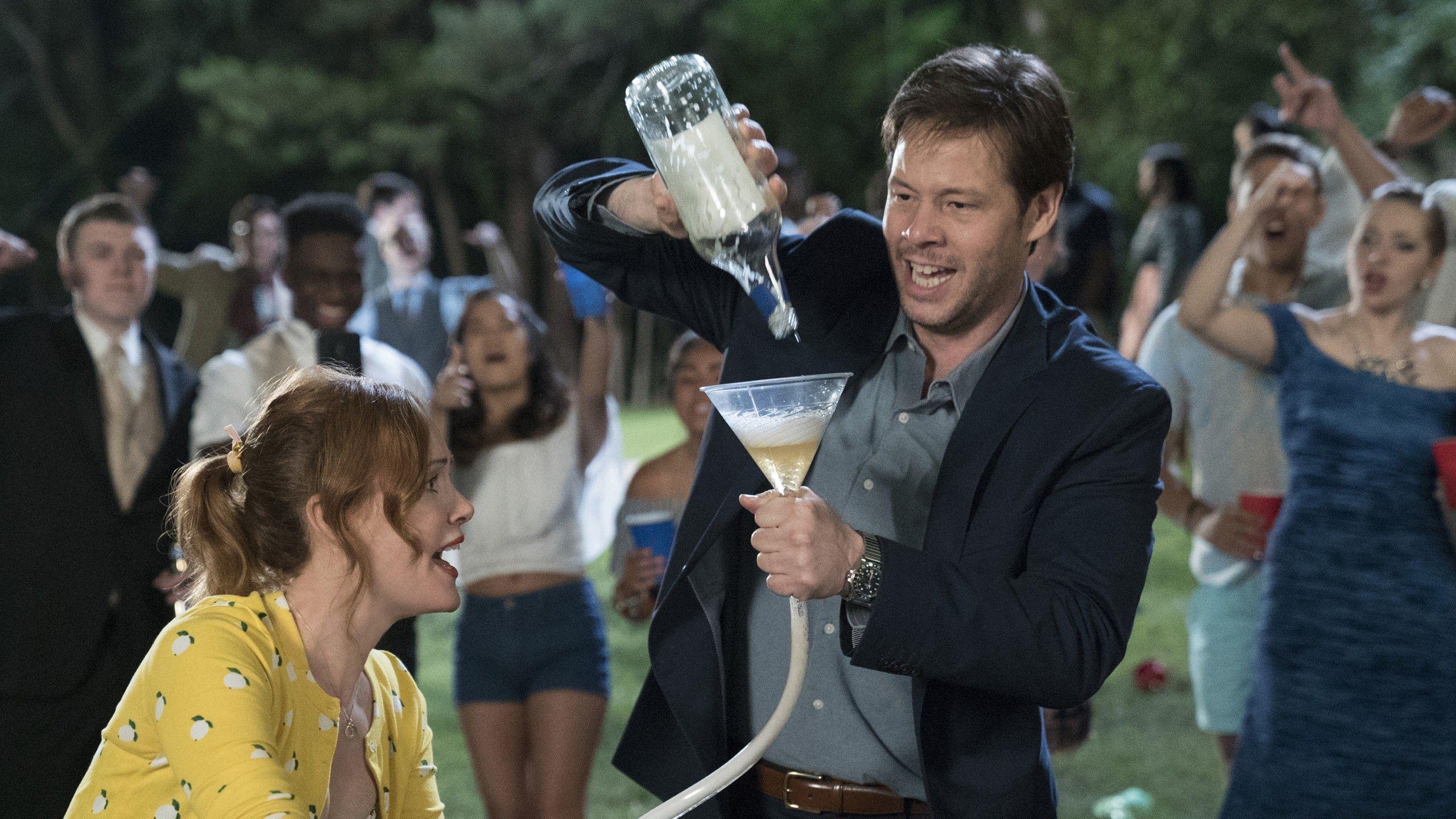 Ike Barinholtz Wallpapers - Wallpaper Cave