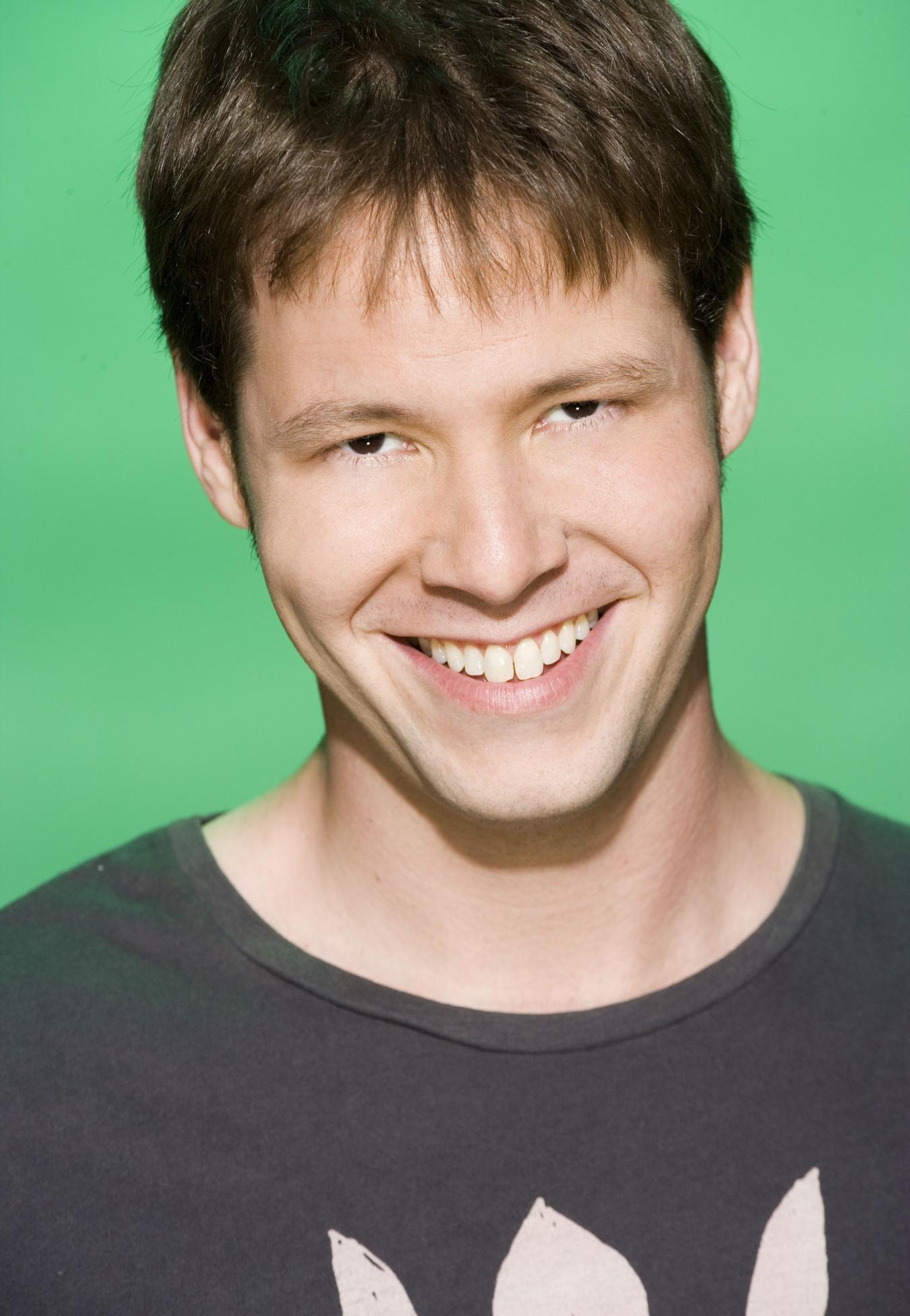 Ike Barinholtz Wallpapers Wallpaper Cave