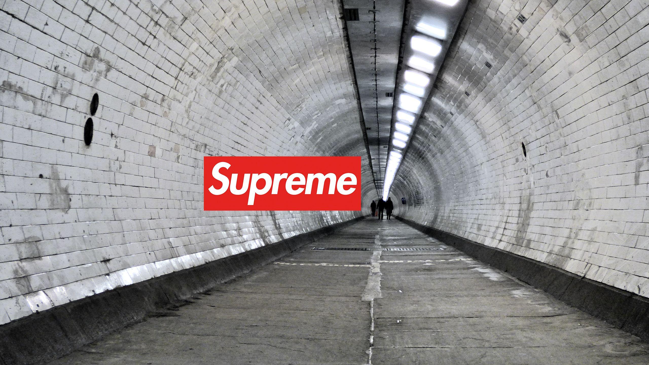 Supreme Tunnel Wallpaper