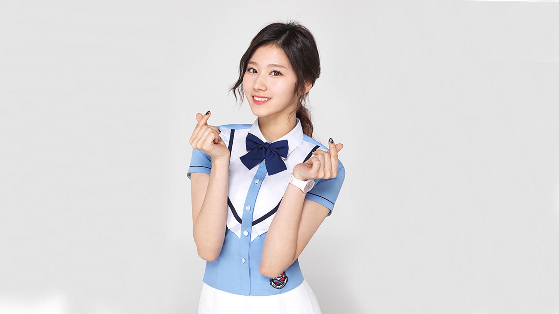 Sana Twice Wallpaper background picture