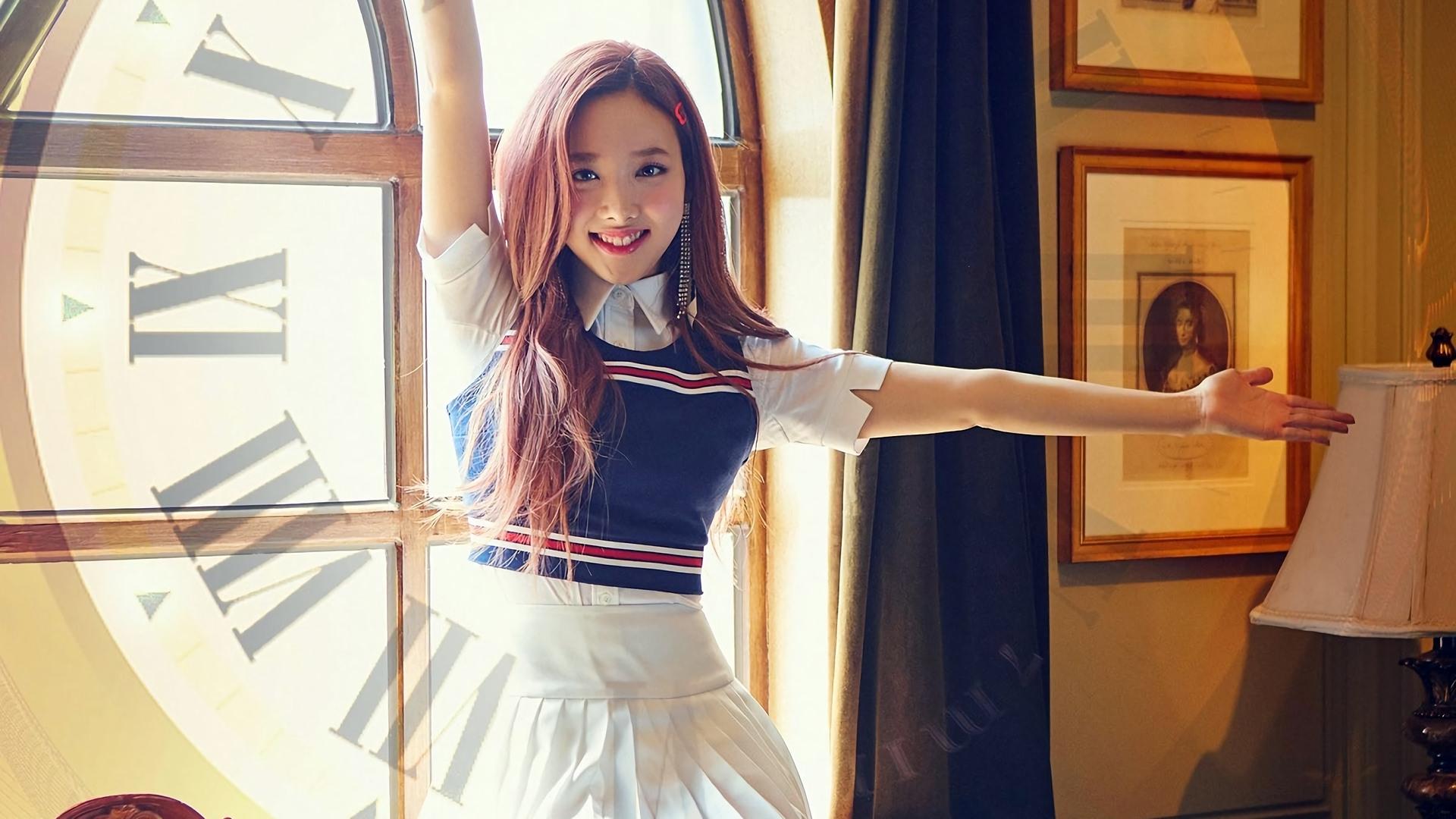 Nayeon (Im Na Yeon) Wallpaper
