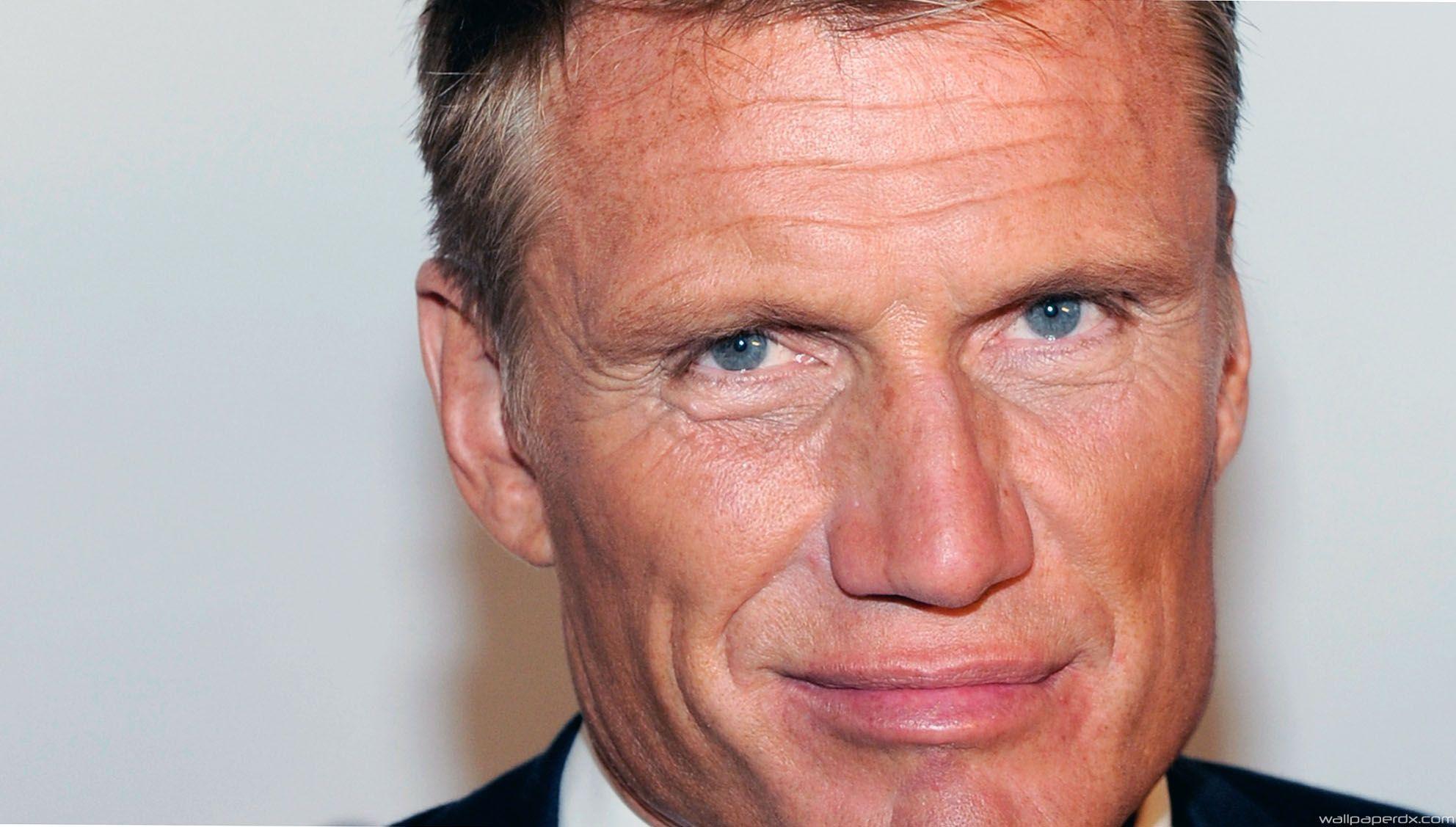 dolph lundgren face smile wrinkles eyes blue eyes full HD