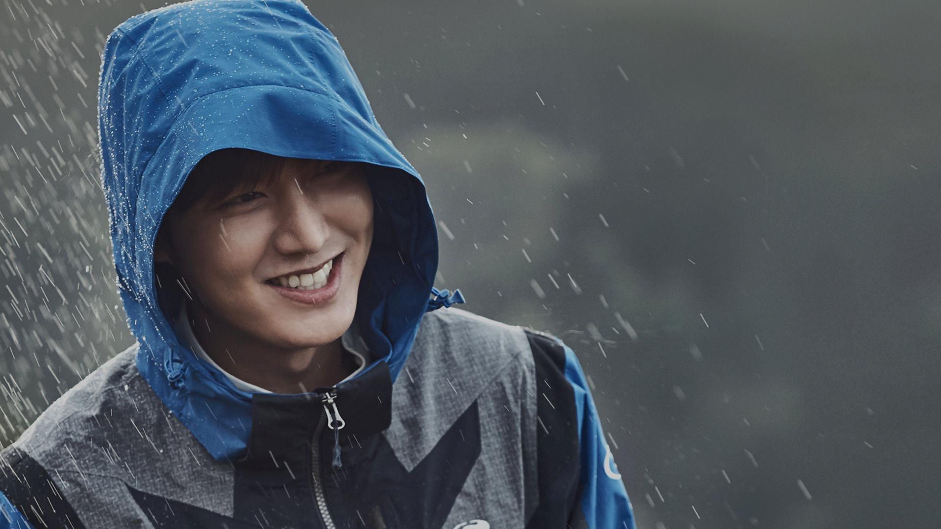 Lee Min Ho Smiling Korean Actor Wallpaper