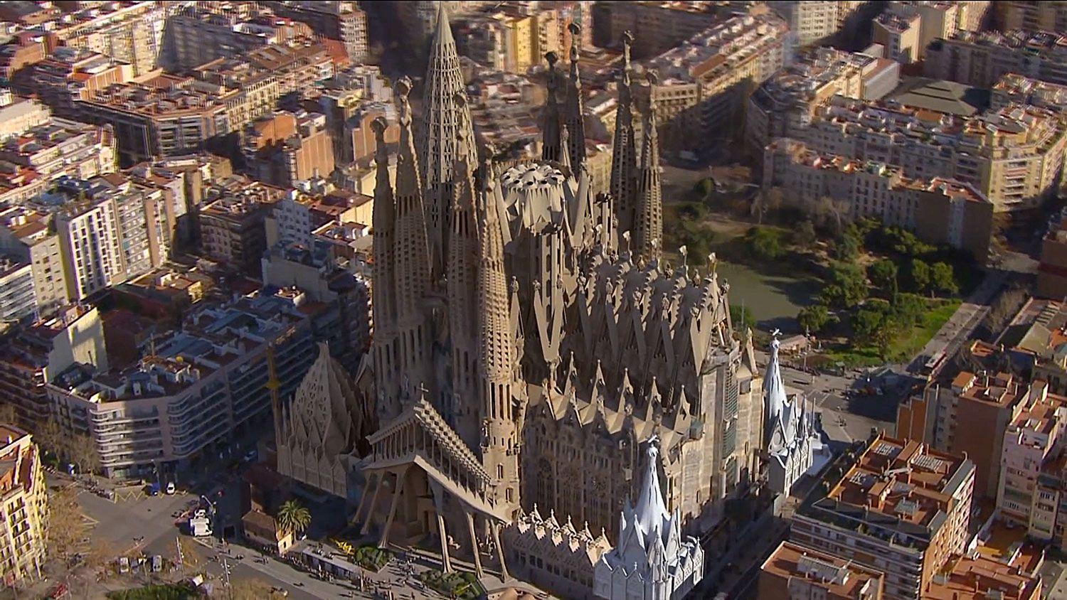 Barcelona Sagrada Familia 2 HD Wallpaper