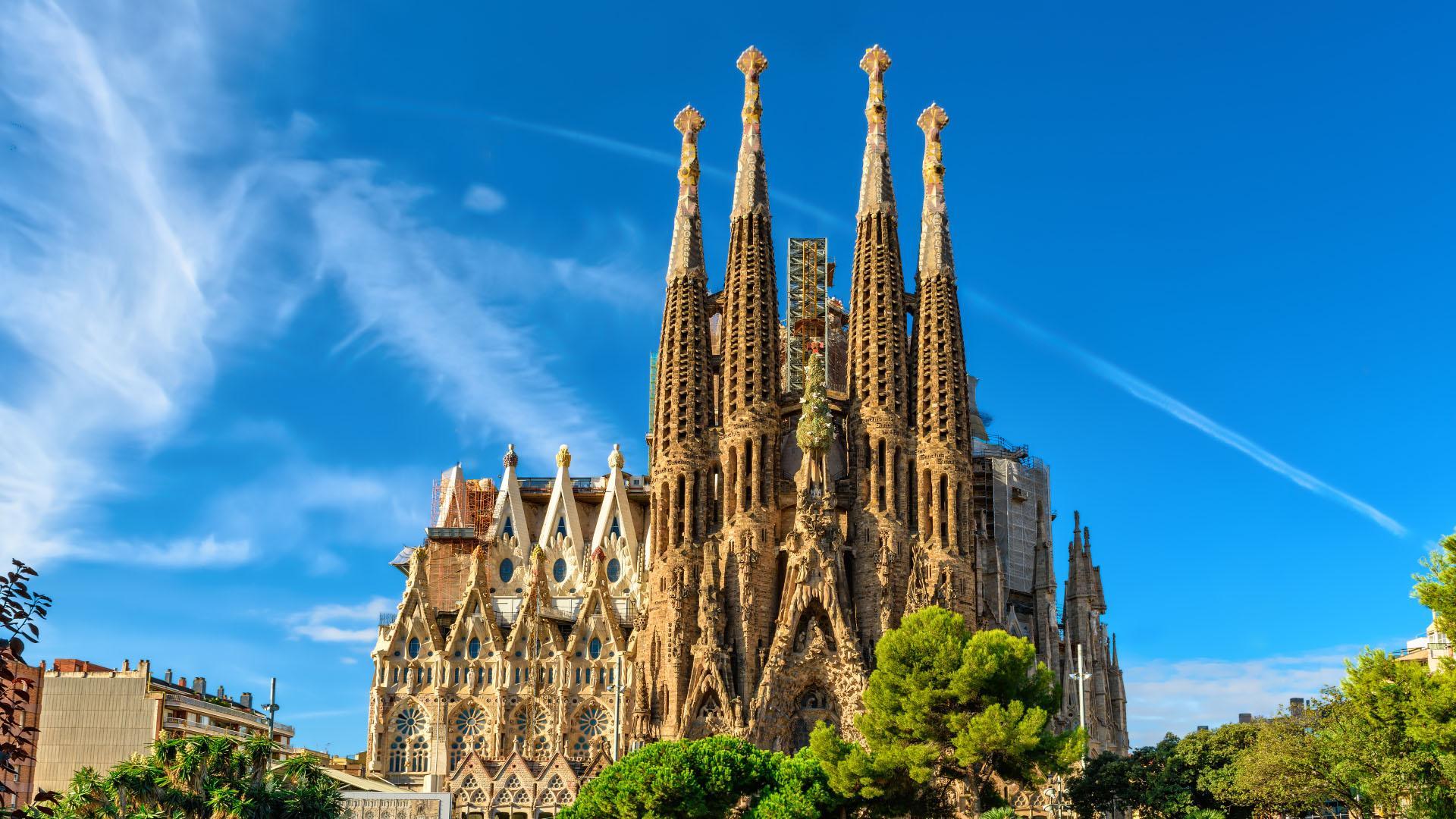 Discover Barcelona's towering achievement Planet Video
