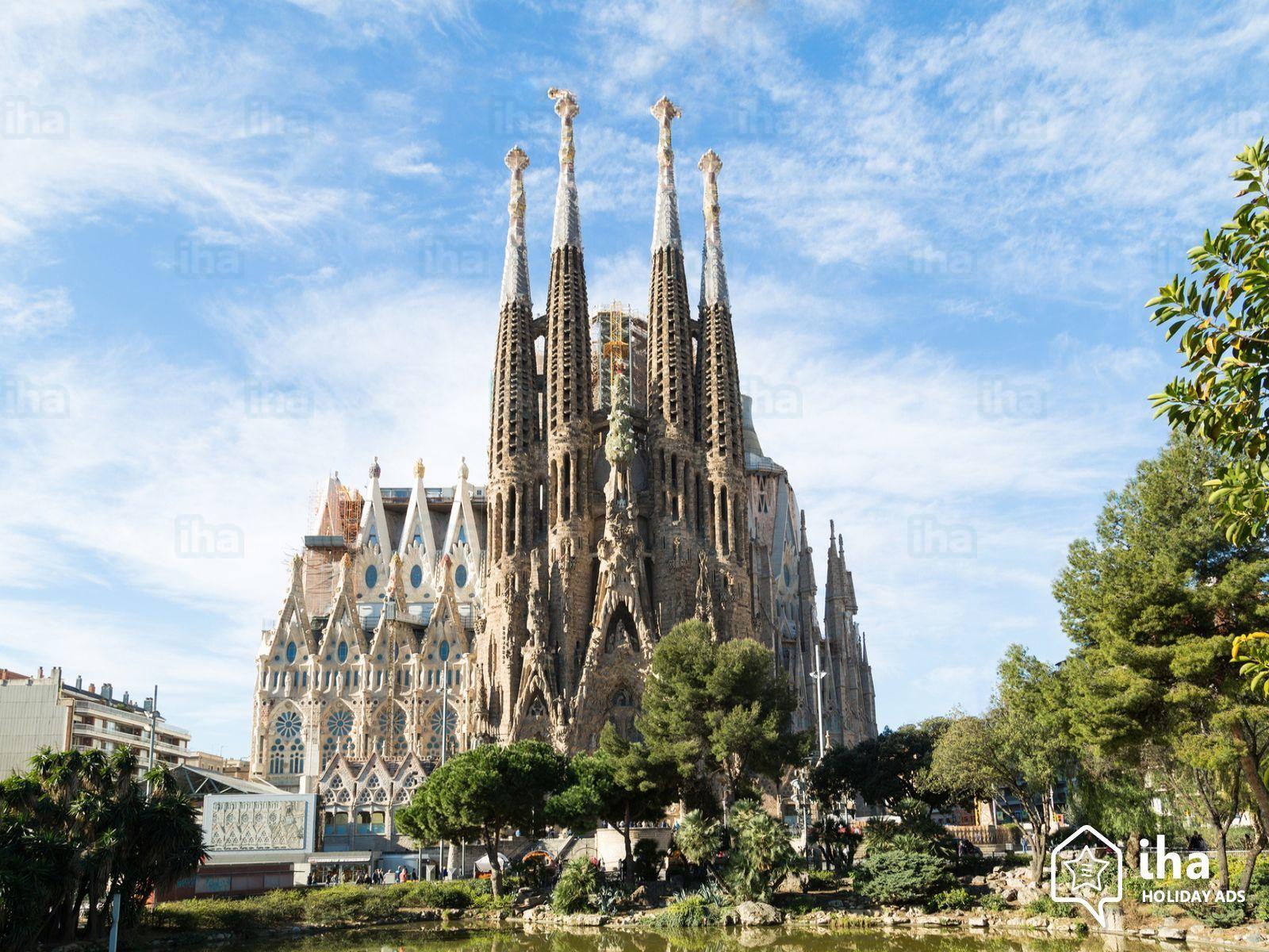 Barcelona Sagrada Família rentals for your vacations with IHA