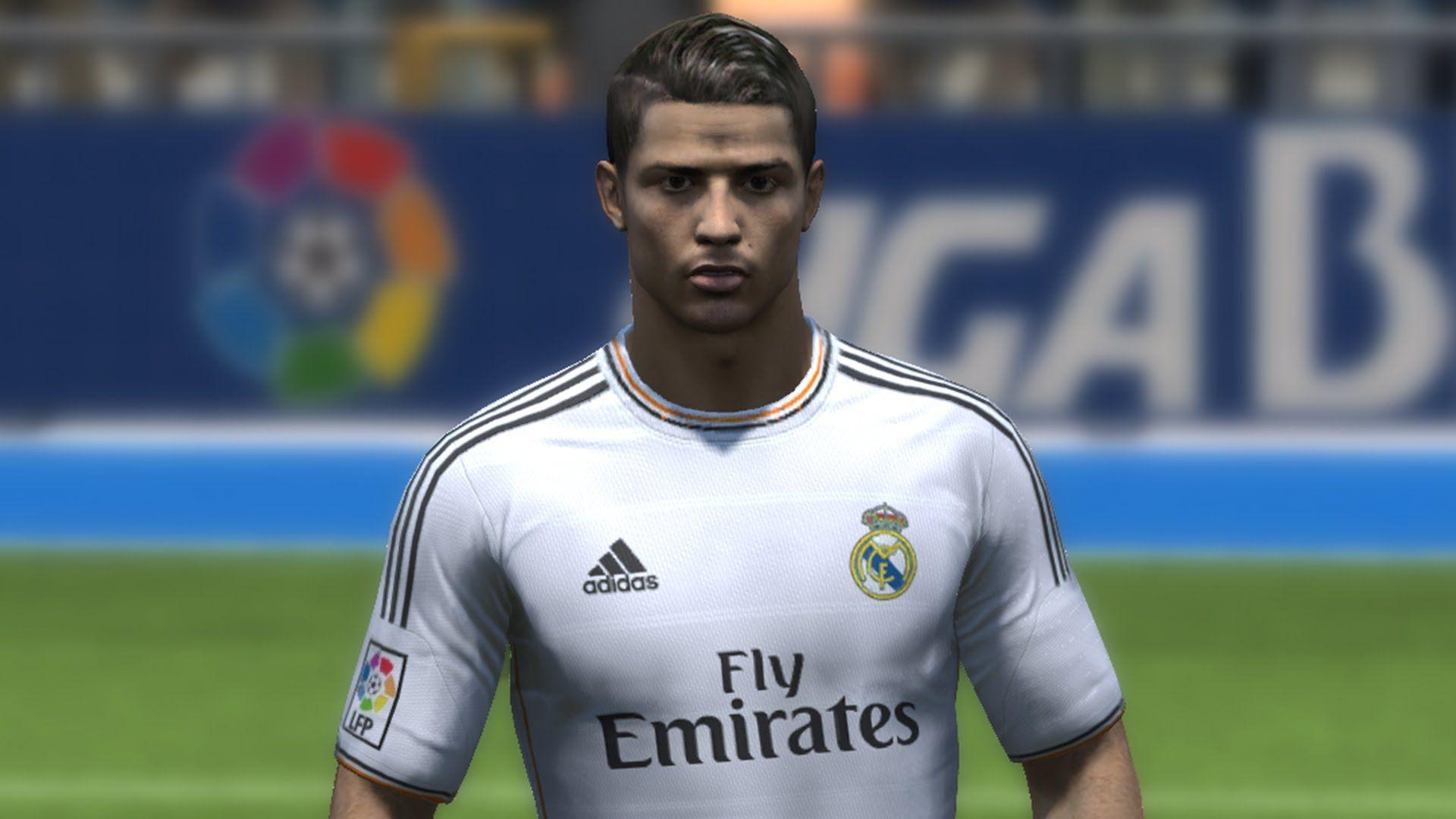 Cristiano Ronaldo FIFA 14 Game HD Wallpaper